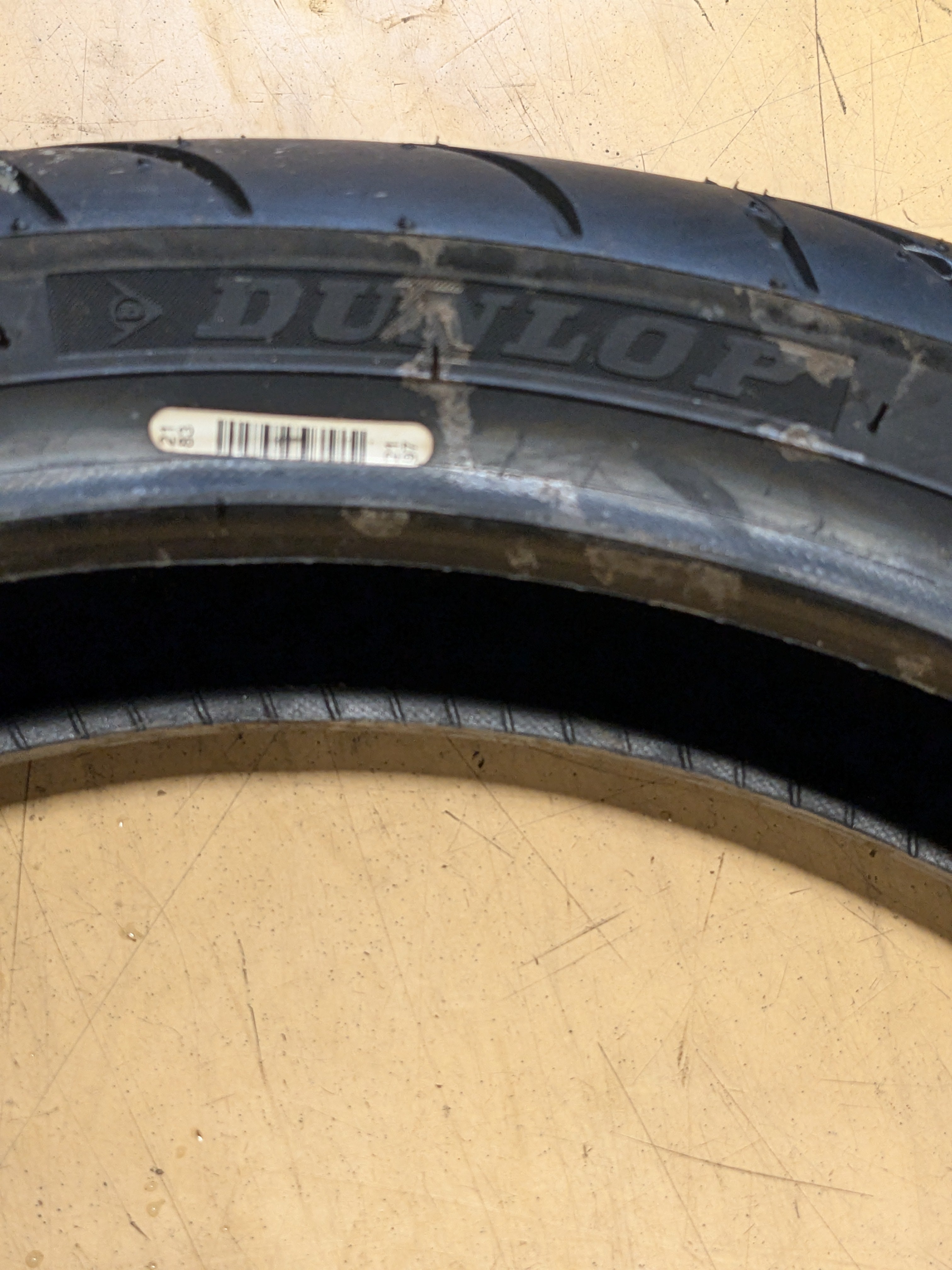 DUNLOP SPORTMAX ROADSMART III 120 70 17 58W FRONT MOTORCYCLE TIRE 45227051