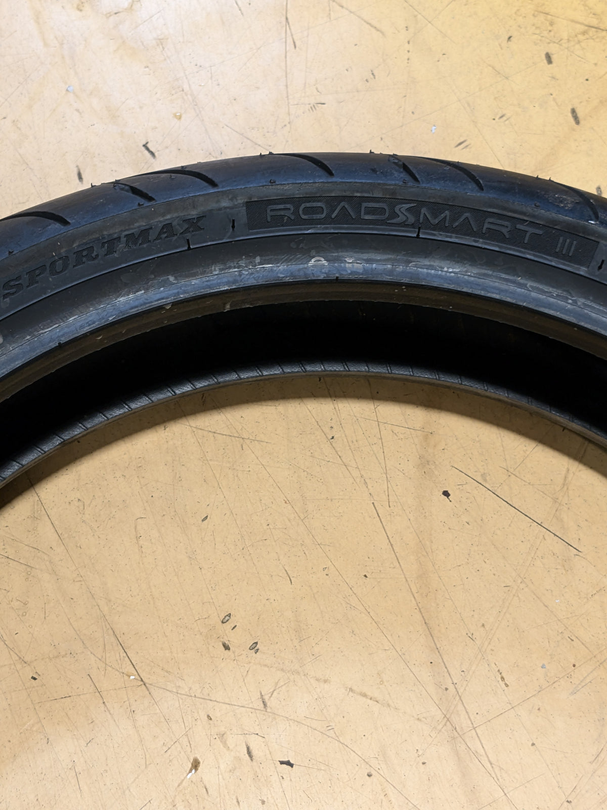 DUNLOP SPORTMAX ROADSMART III 120 70 17 58W FRONT MOTORCYCLE TIRE 45227051