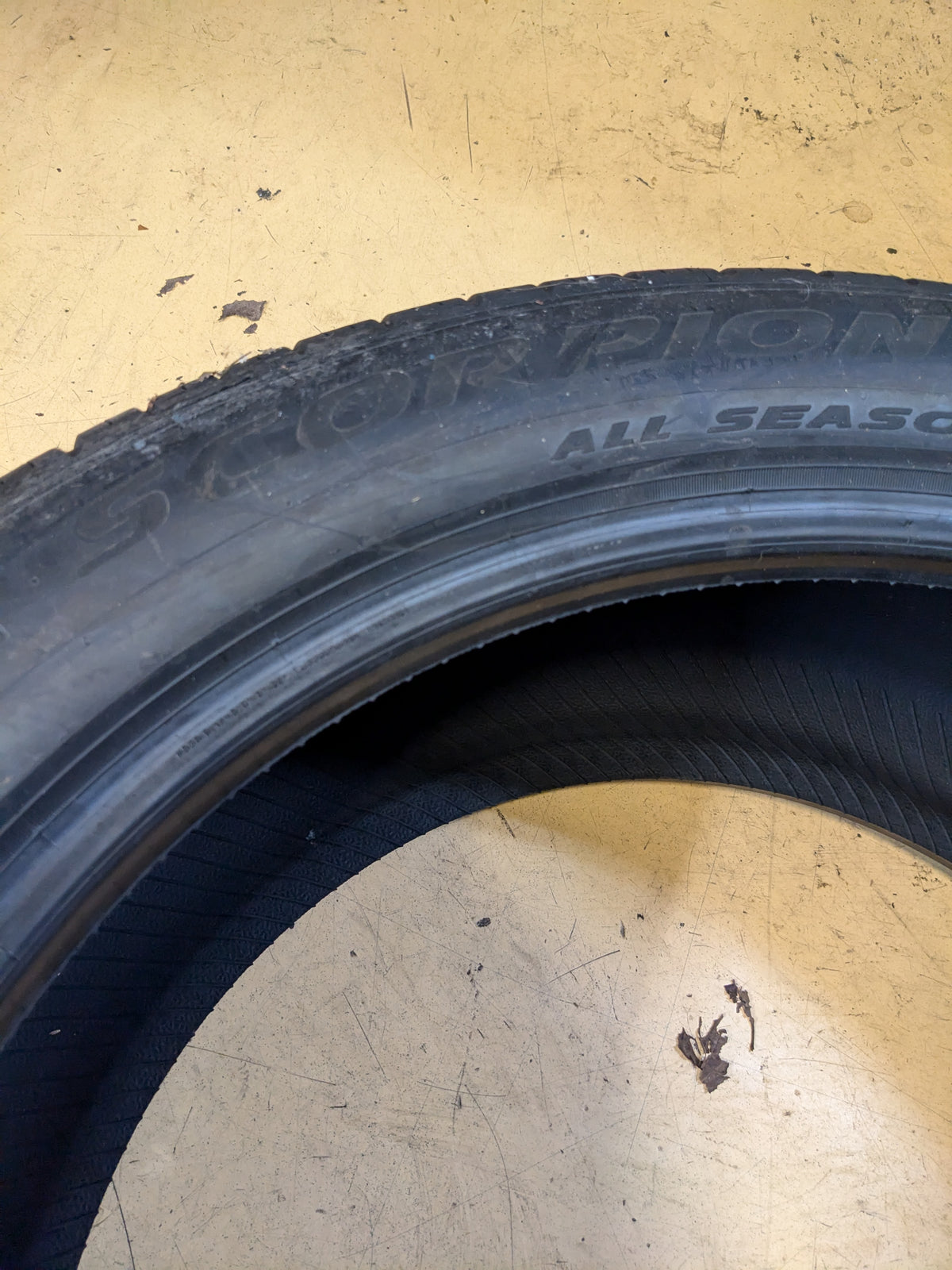 PIRELLI SCORPION ZERO ALL SEASON BSW P 275 45 21 110W TIRE 3976200