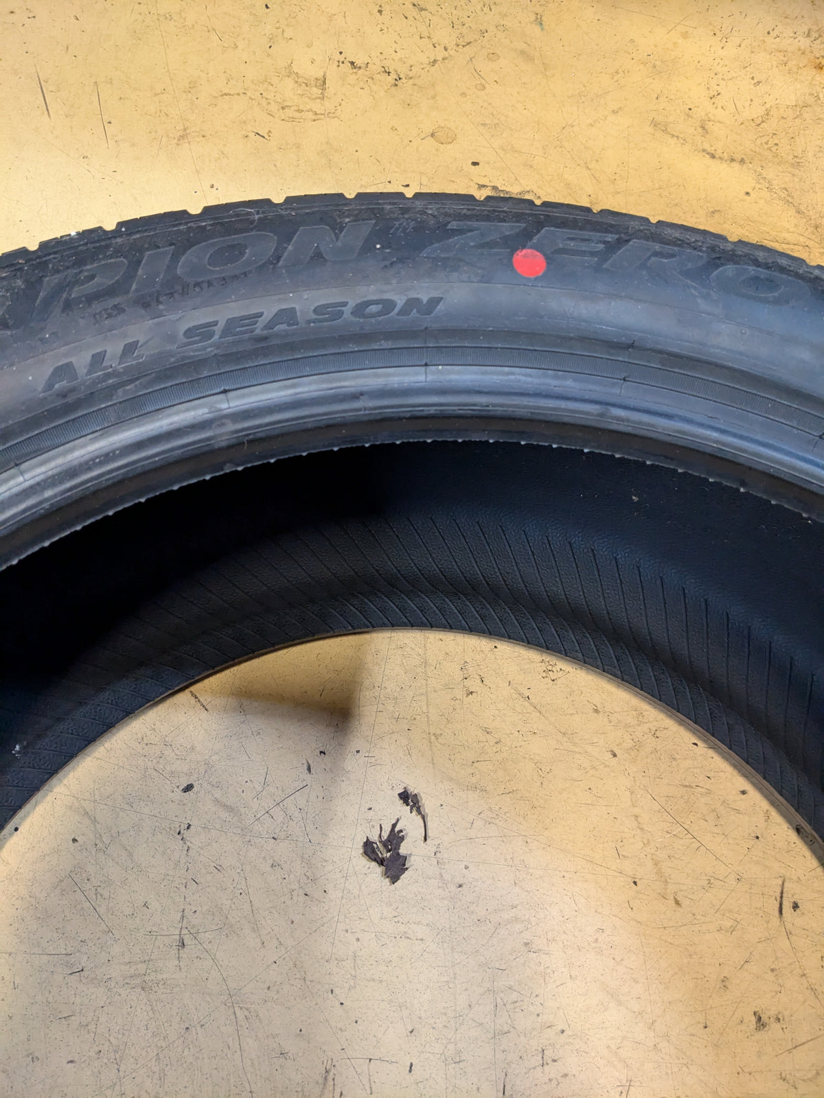 PIRELLI SCORPION ZERO ALL SEASON BSW P 275 45 21 110W TIRE 3976200