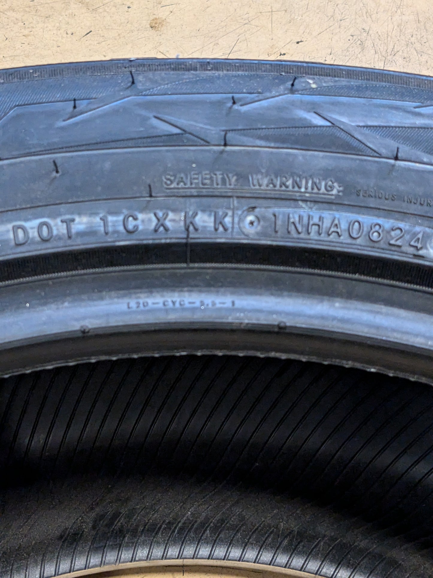 TOYO OBSERVE G3-ICE 275 55 20 117T WINTER TIRE STUDDABLE 110170