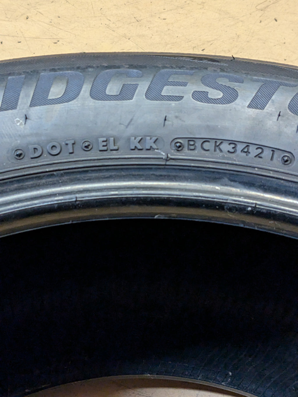 2 BRIDGESTONE BLIZZAK DM-V2 275 55 20 117T WINTER TIRE STUDLESS 015845