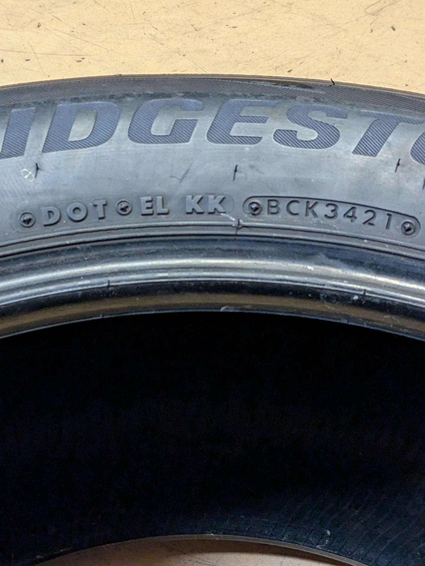 2 BRIDGESTONE BLIZZAK DM-V2 275 55 20 117T WINTER TIRE STUDLESS 015845