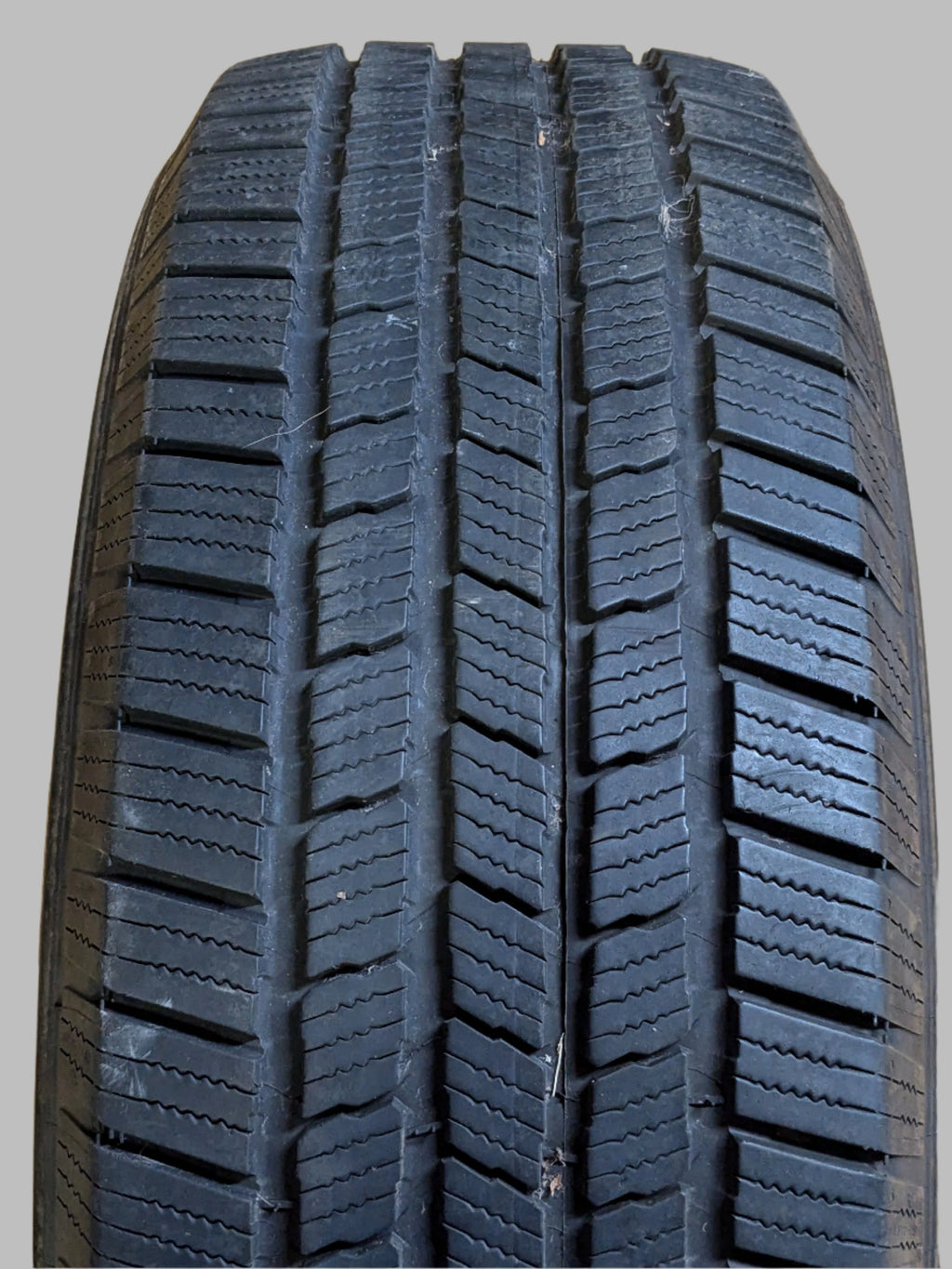 USED MICHELIN DEFENDER LTX M/S BSW 235 55 19 105H ALL SEASON TIRE 77364