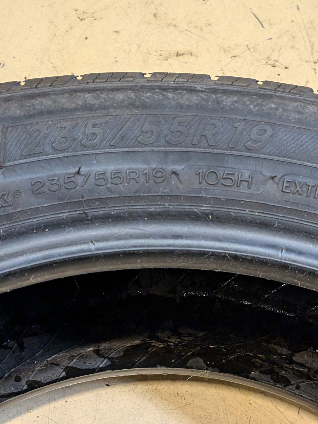 USED MICHELIN DEFENDER LTX M/S BSW 235 55 19 105H ALL SEASON TIRE 77364
