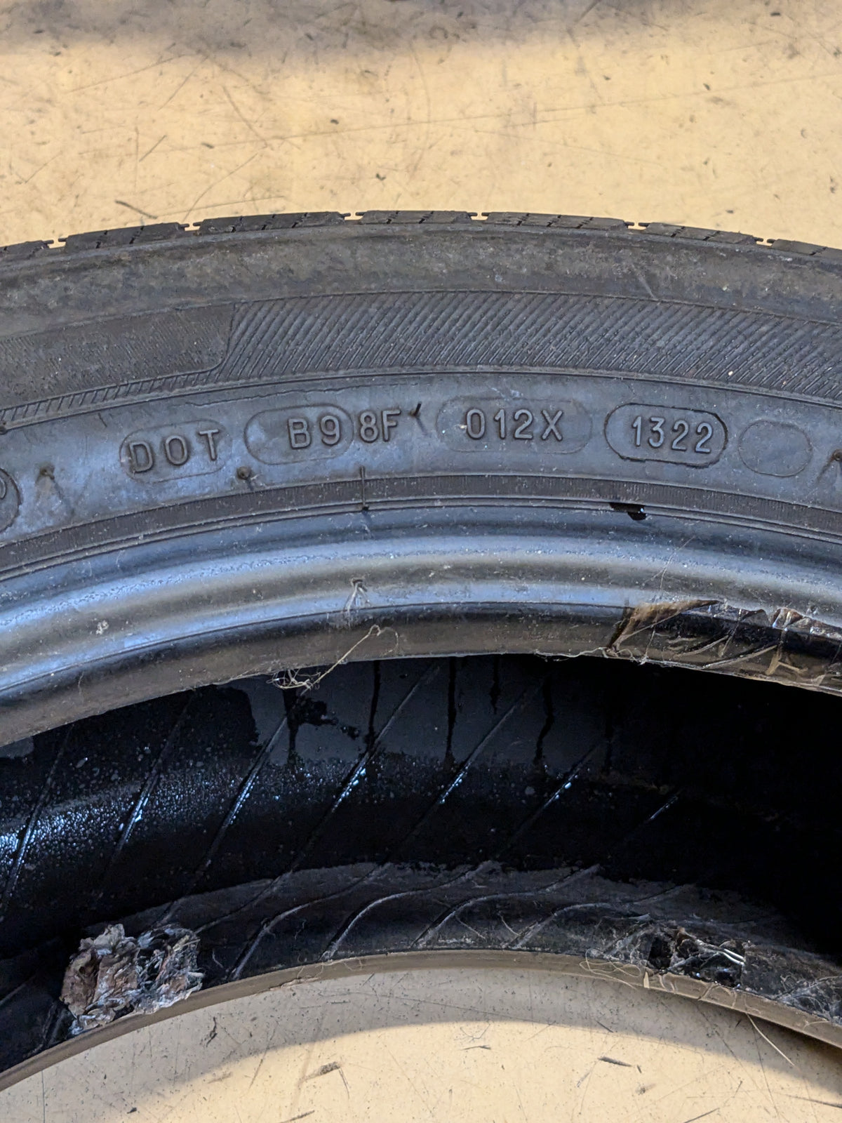 USED MICHELIN DEFENDER LTX M/S BSW 235 55 19 105H ALL SEASON TIRE 77364