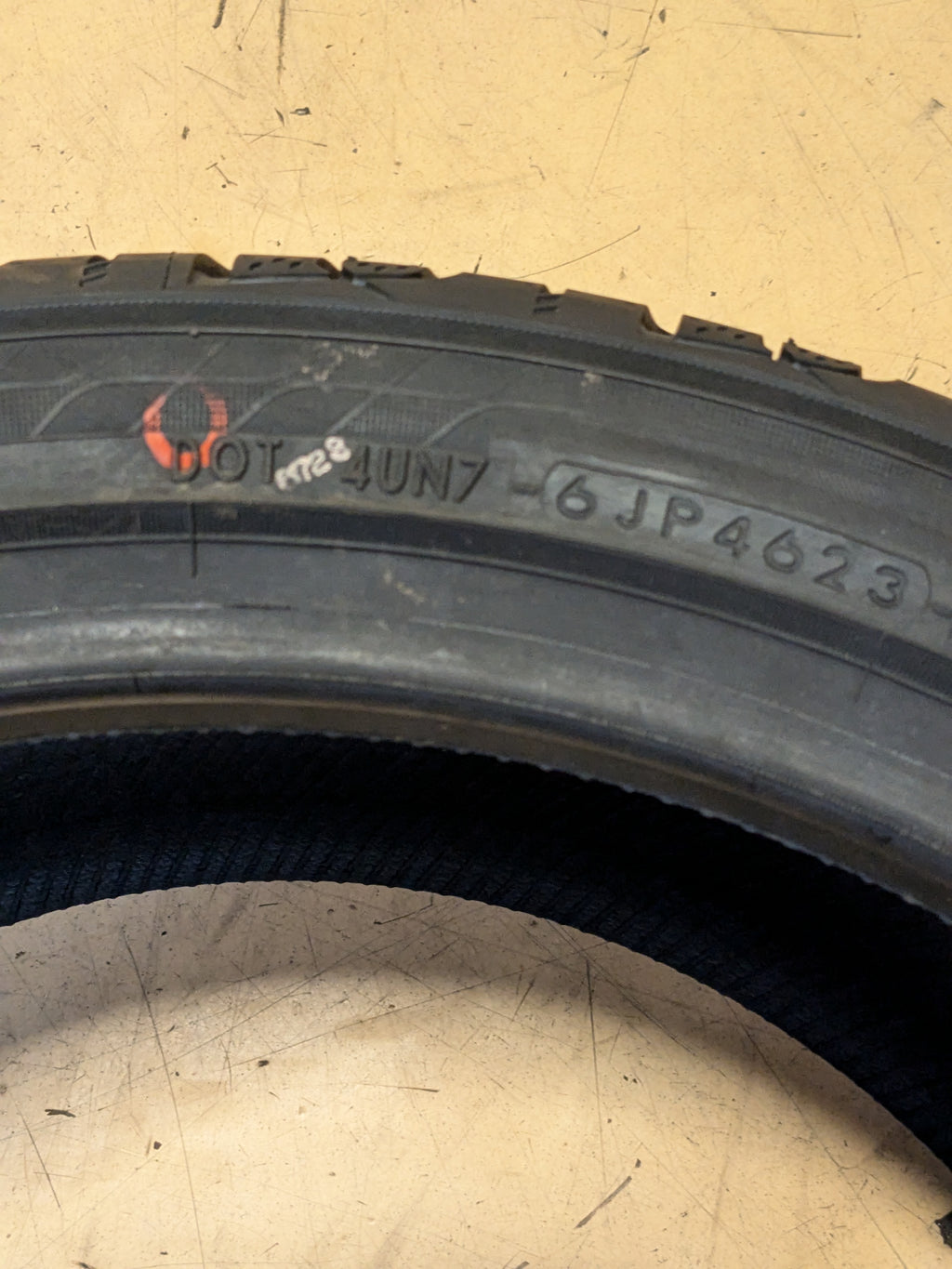 2 YOKOHAMA ADVAN SPORT A/S+ 265 35 19 98Y ALL SEASON TIRE 110140657
