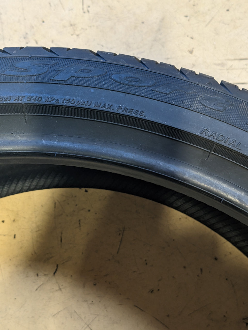 YOKOHAMA ADVAN SPORT A/S+ 245 35 20 95Y ALL SEASON TIRE 110140662