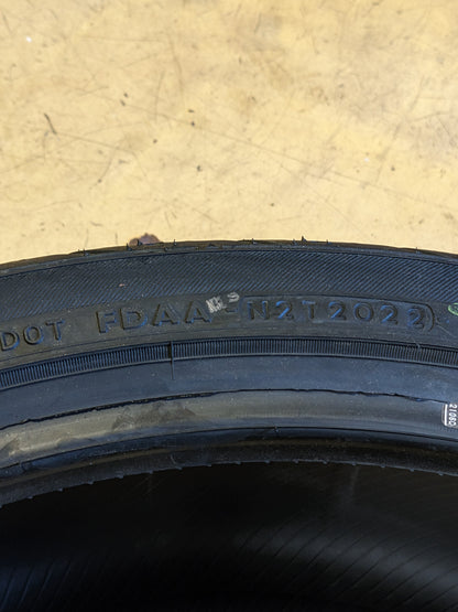 YOKOHAMA PARADA SPEC-X 265 35 22 102V ALL SEASON 110100218