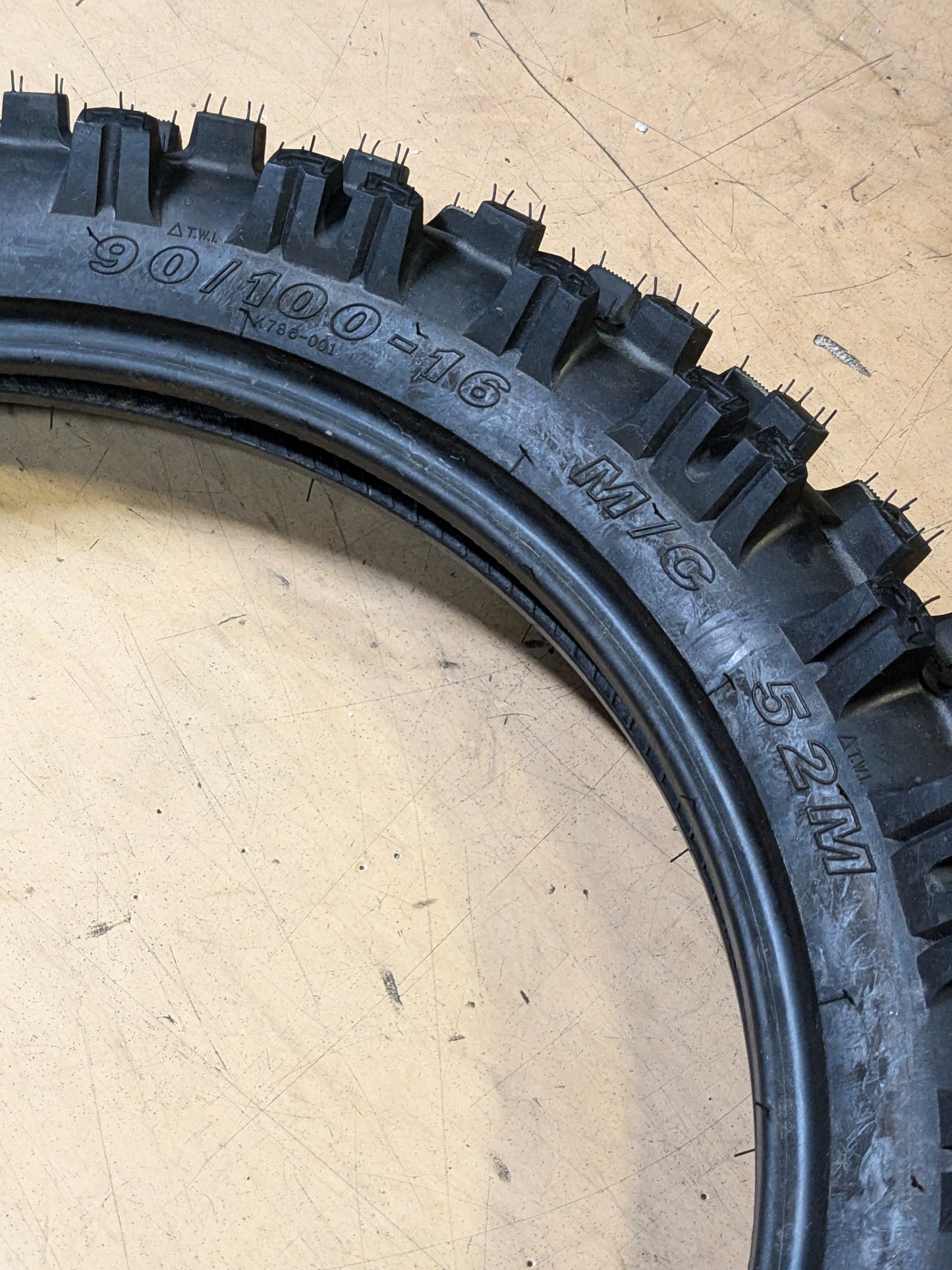 KENDA K786 WASHOUGAL II STICKY 90 100 16 52M REAR DIRT BIKE TIRE 047861640C0S2