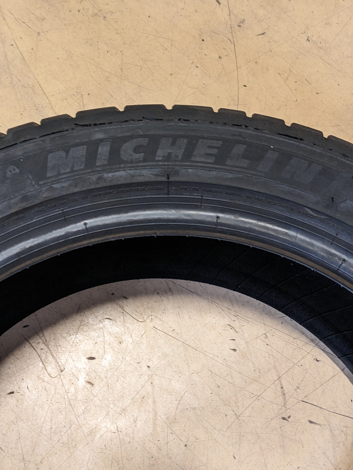 MICHELIN PILOT SPORT ALL SEASON 4 245 45 18 100Y 89319