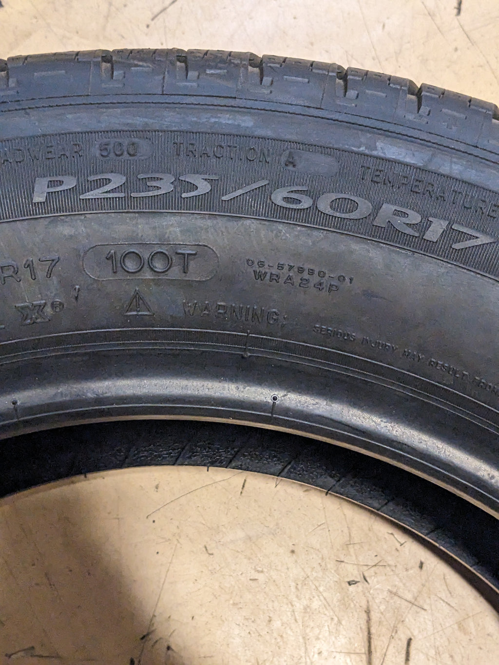 MICHELIN PRIMACY MXV4 235 60 17 100T ALL SEASON TIRE 38169