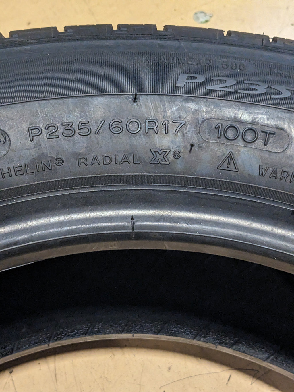 MICHELIN PRIMACY MXV4 235 60 17 100T ALL SEASON TIRE 38169