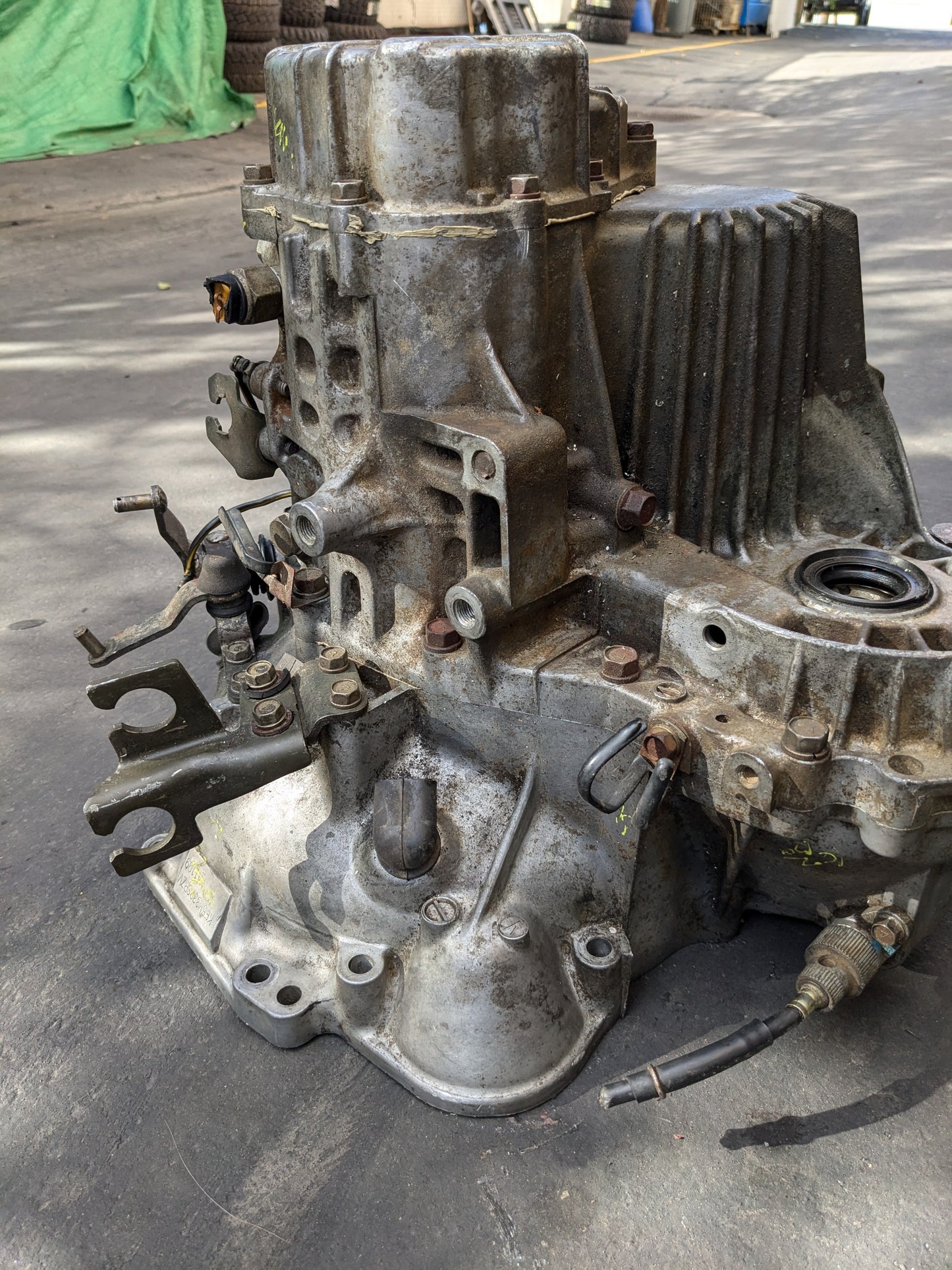 USED 1995-1999 MITSUBISHI ECLIPSE GST TURBO 5SPEED MANUAL TRANSMISSION MD720901