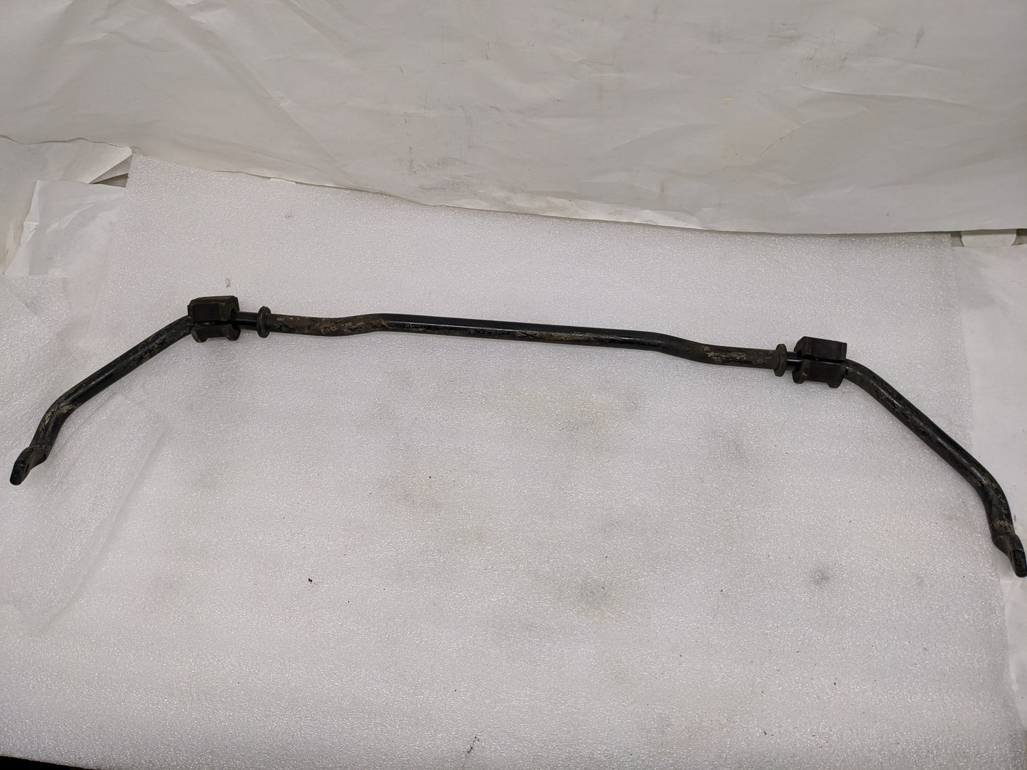 USED PORSCHE STABILIZER BAR 965-343-707-33 WITH BUSHINGS 964-343-792-20