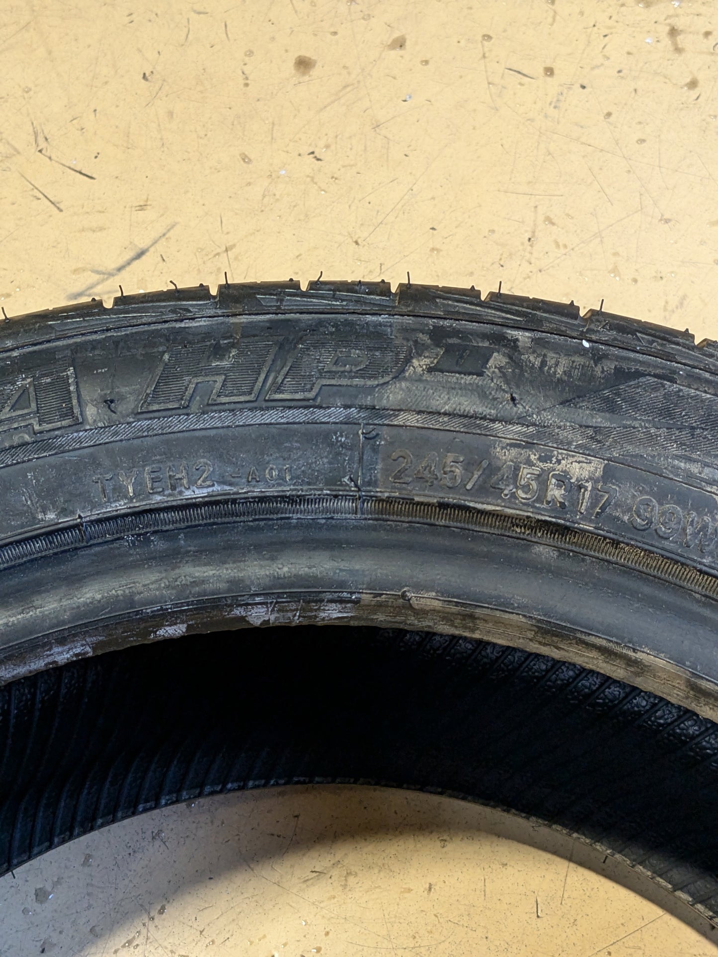 2 TOYO EXTENSA HP II 245 45 17 99W ALL SEASON TIRES 196490