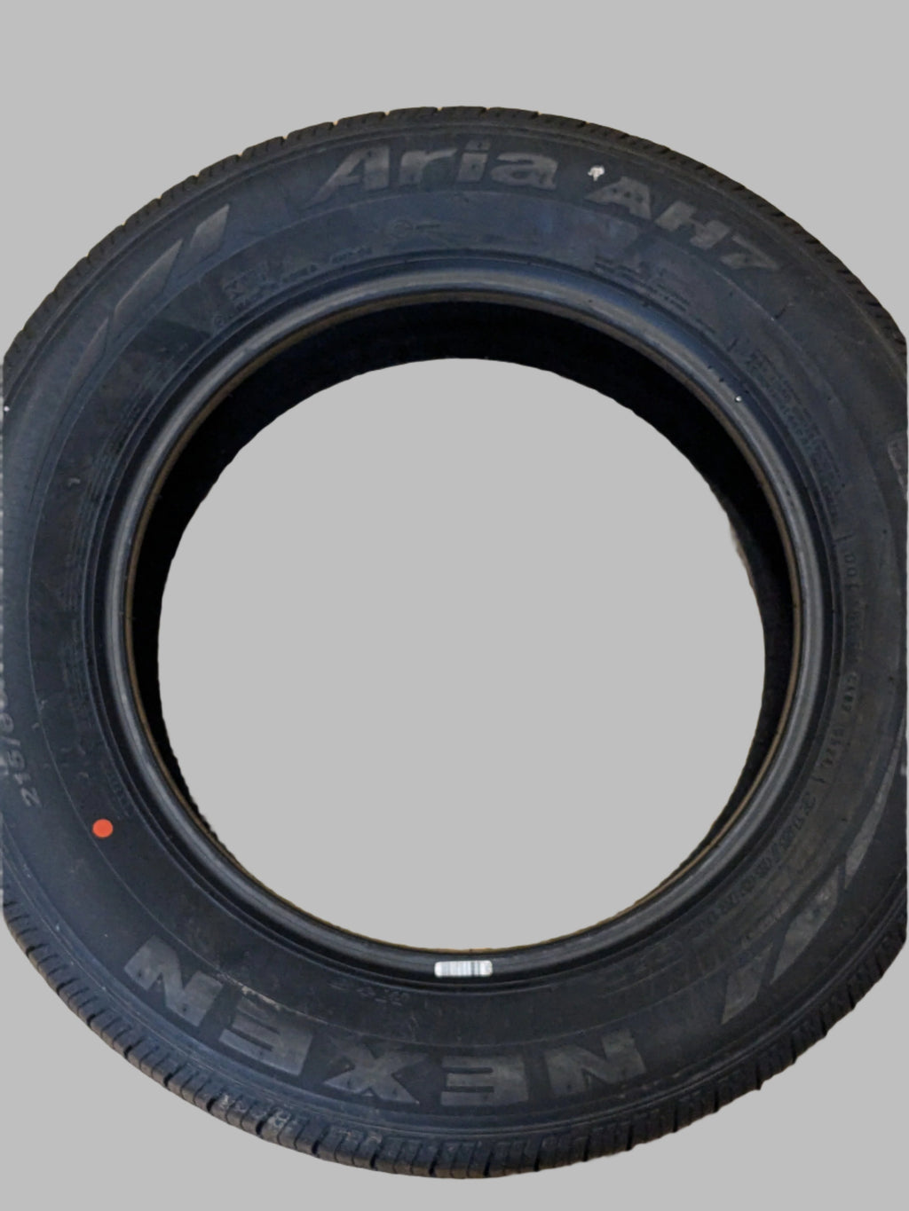 2 NEXEN ARIA AH7 215 60 16 95T ALL SEASON TIRES 14501NXK