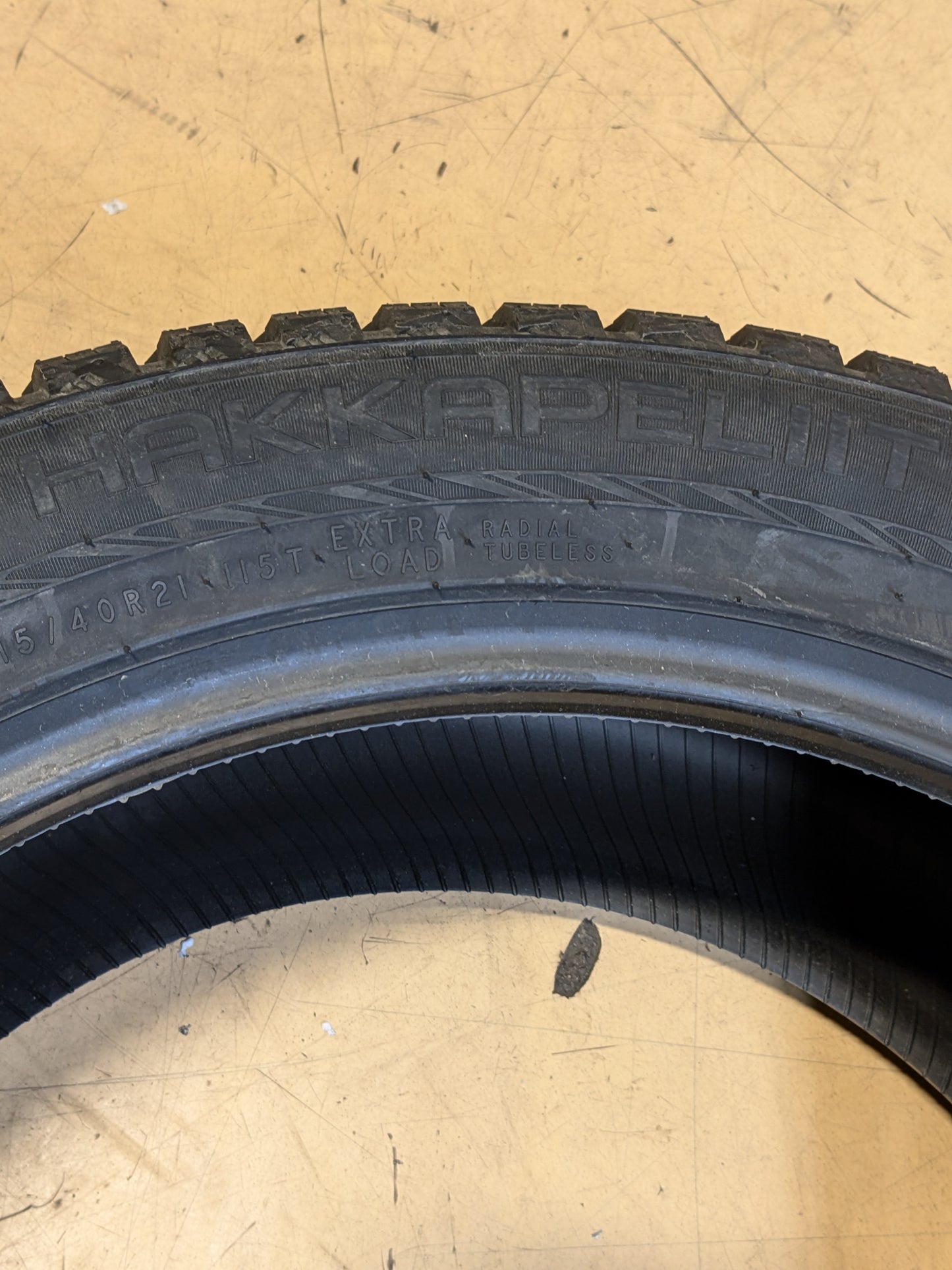 NOKIAN STUDDED HAKKAPELIITTA 10 SUV 315 40 21 115T WINTER TIRE TS32528