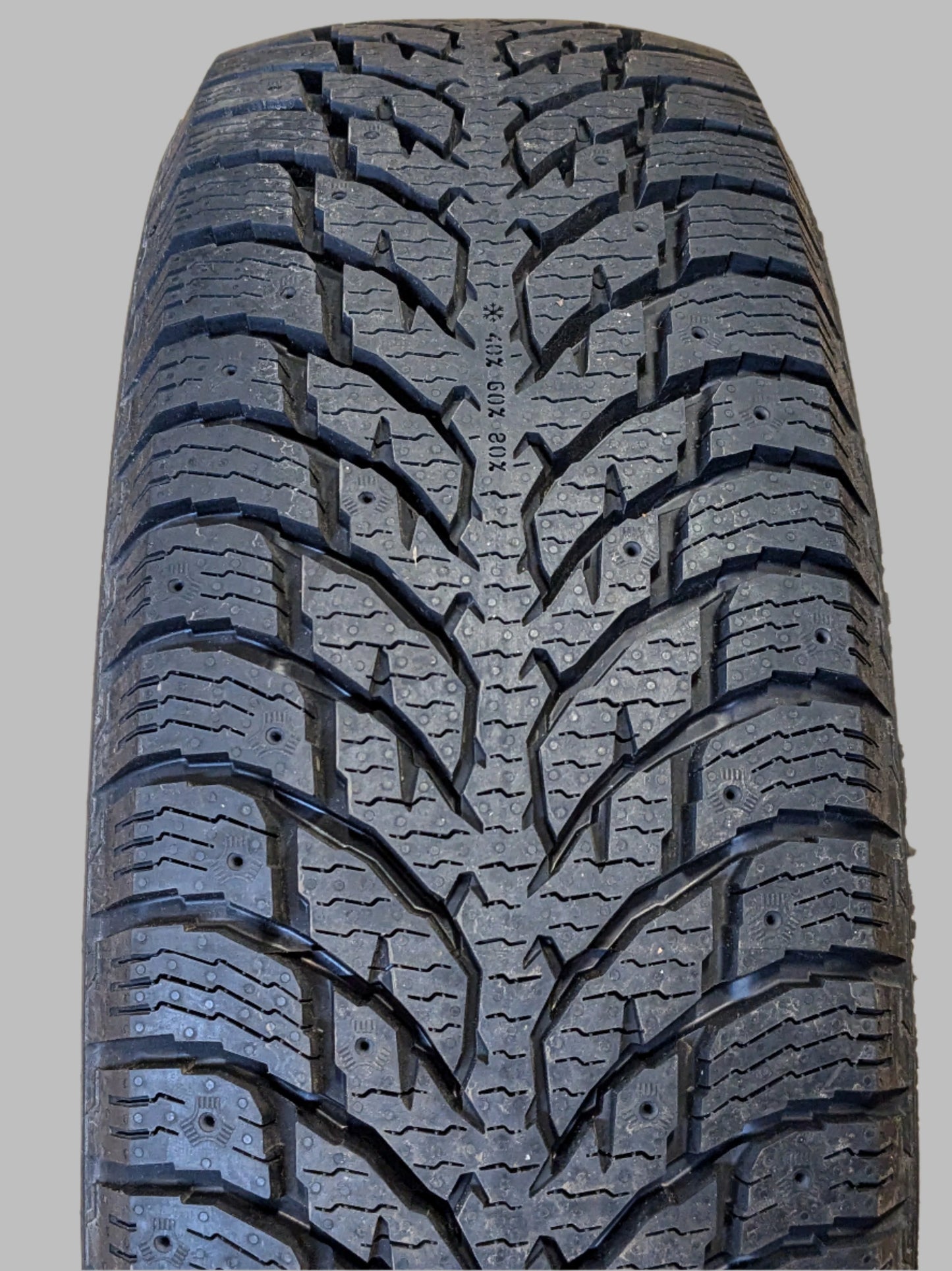 2 NOKIAN HAKKAPELIITTA LT3 265 75 16 119/116Q WINTER TIRE T430951