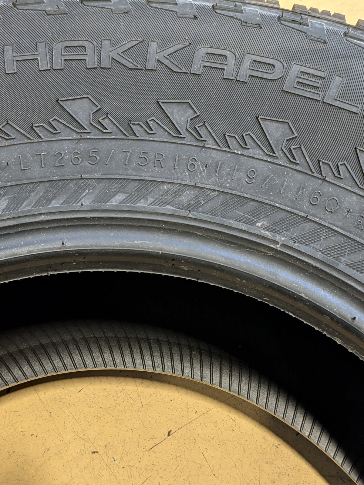 2 NOKIAN HAKKAPELIITTA LT3 265 75 16 119/116Q WINTER TIRE T430951