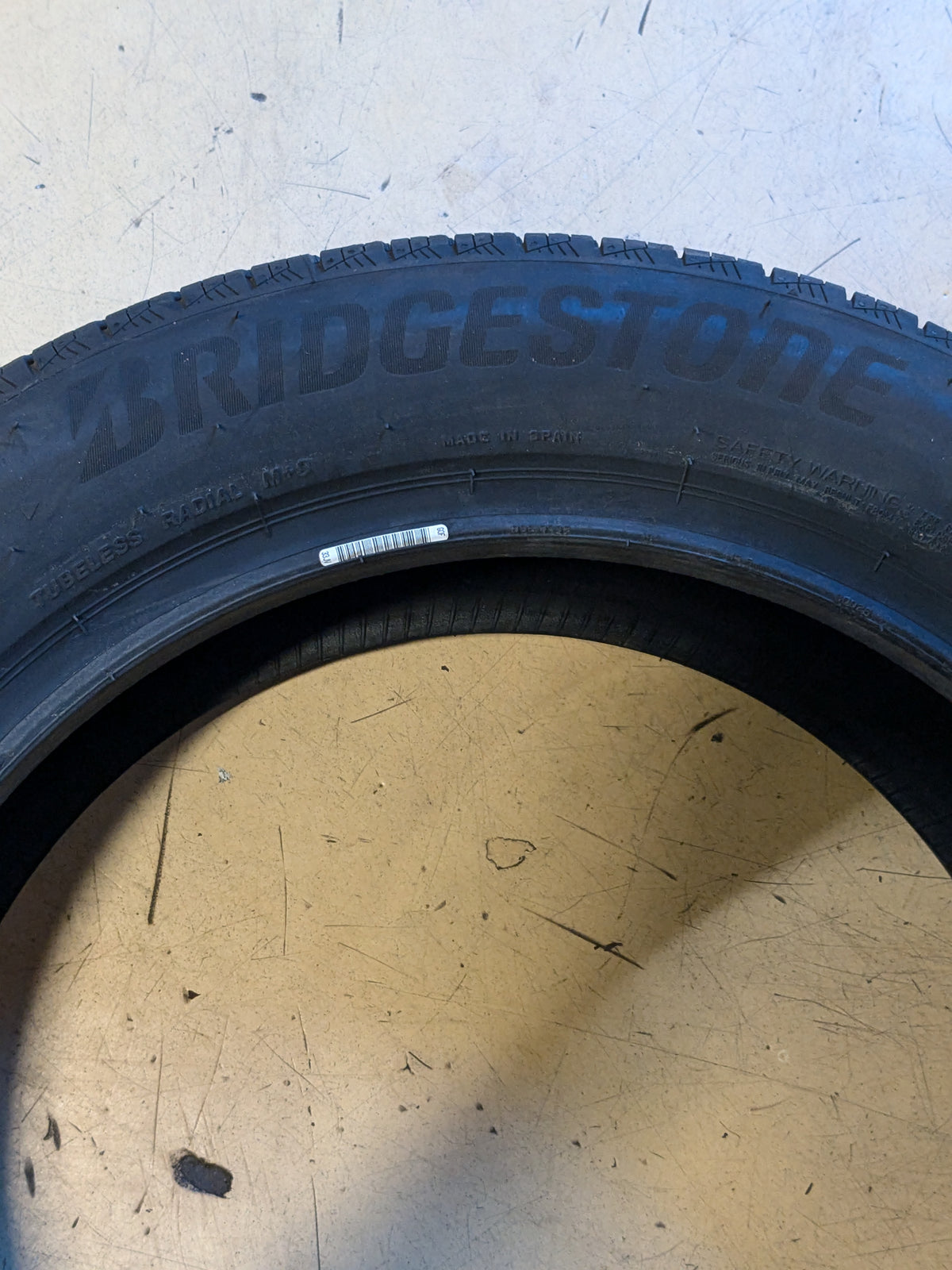 BRIDGESTONE TURANZA LS100 225 55 18 102h ALL SEASON TIRE 014393