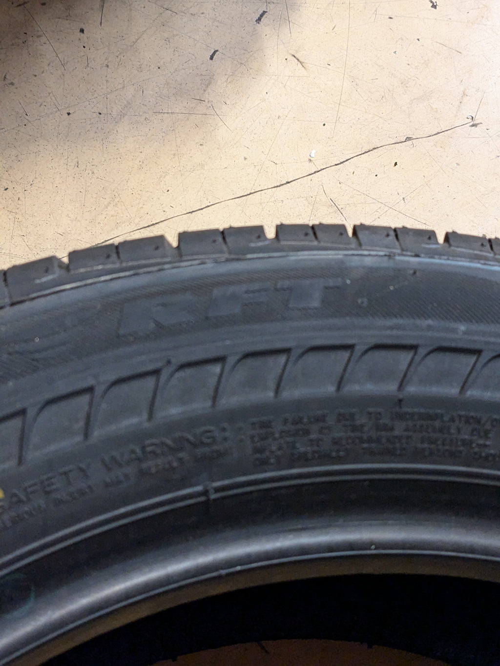 USED DTO 10/32" BRIDGESTONE POTENZA RE97AS RFT 225 55 17 95V TIRE 000236