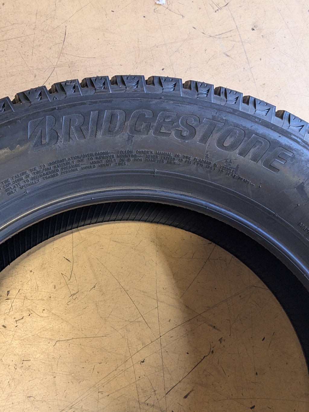 BRIDGESTONE BLIZZAK WS90 195 60 15 88T WINTER TIRE 001168