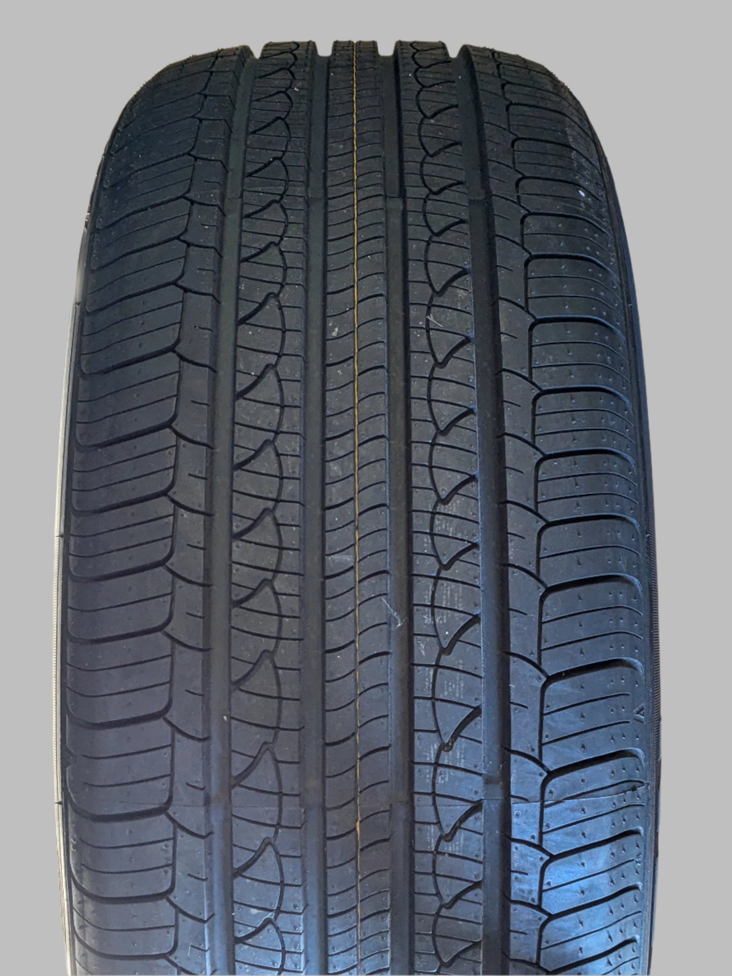 NEXEN NPRIZ AH8 235 50 17 96H ALL SEASON TIRE 15353NXK