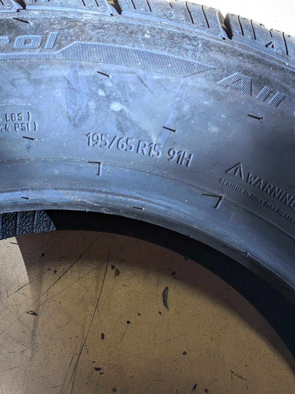 4 BFGOODRICH ADVANTAGE CONTROL 195 65 15 91H ALL SEASON TIRES 91365