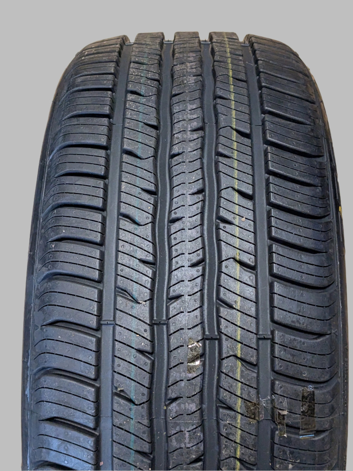 2 BFGOODRICH ADVANTAGE CONTROL BSW P 235 40 19 96V XL ALL SEASON TIRE 41581