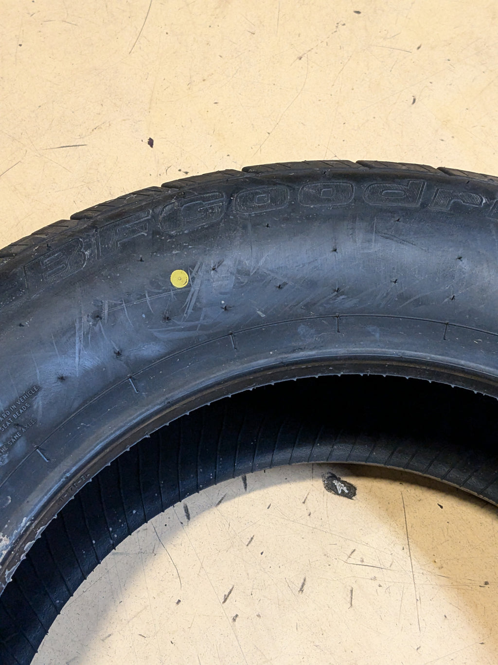 BFGOODRICH ADVANTAGE CONTROL BSW P 235 65 17 104V HIGHWAY TERRAIN TIRE 03632