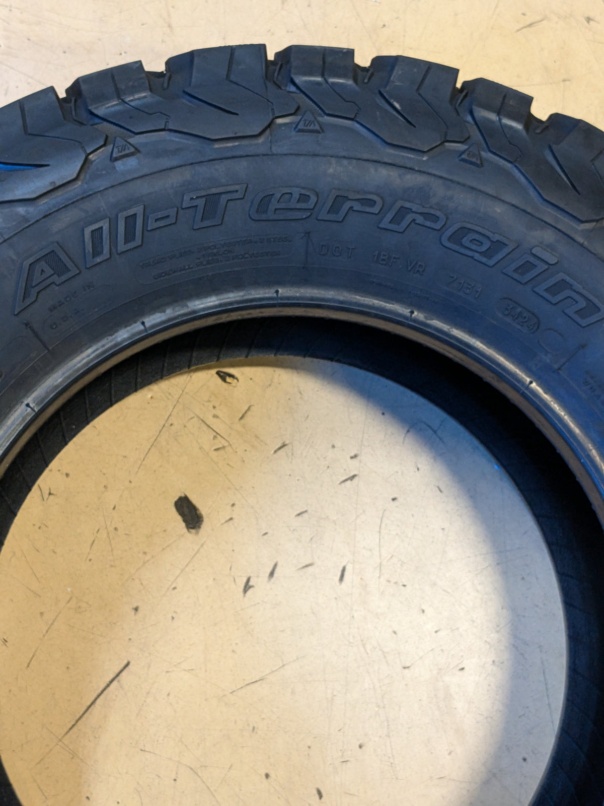 BFGOODRICH ALL TERRAIN T/A K02 LT 215 75 15 100/97S LOAD RANGE PR6 44092