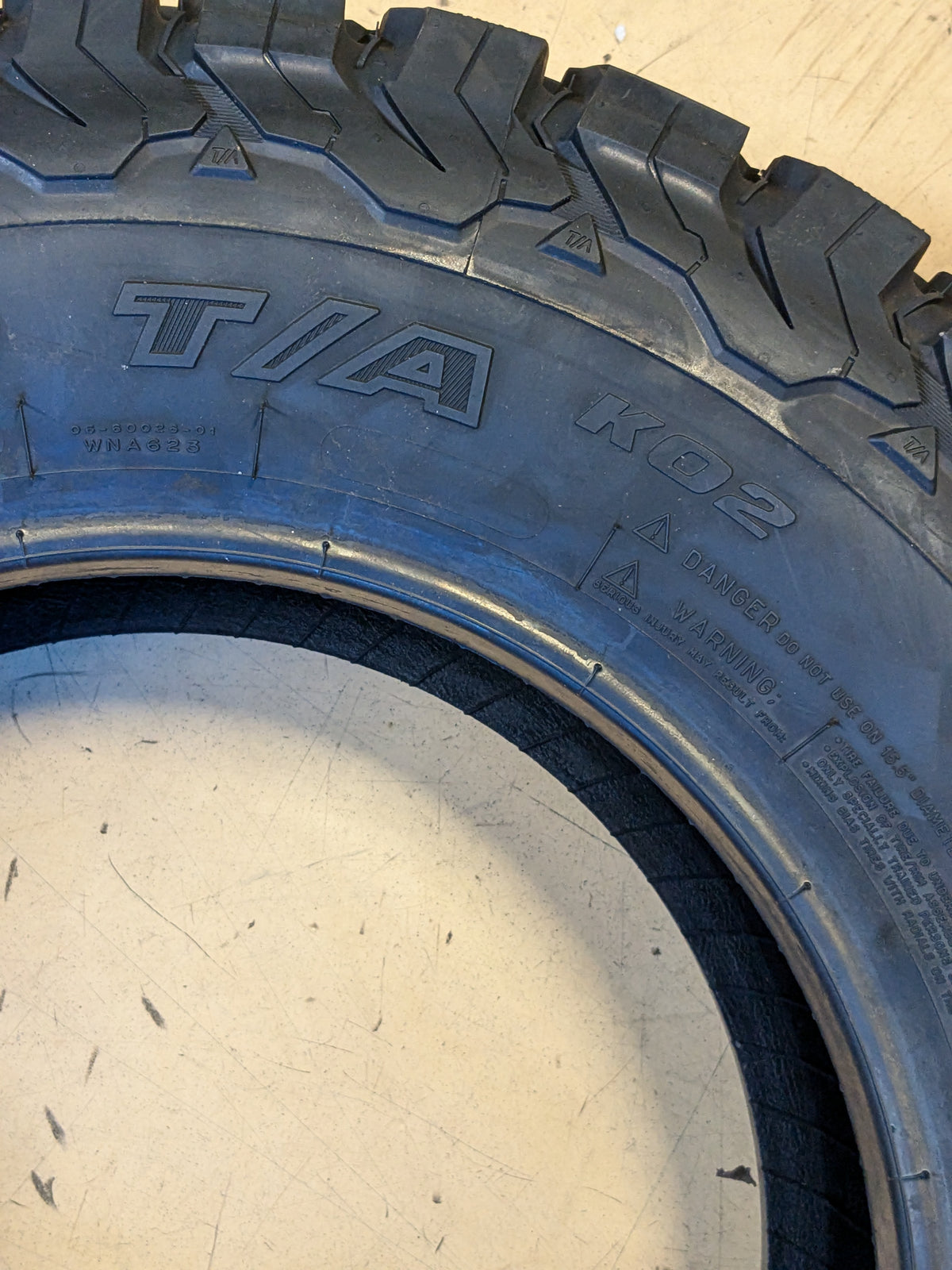 BFGOODRICH ALL TERRAIN T/A K02 LT 215 75 15 100/97S LOAD RANGE PR6 44092