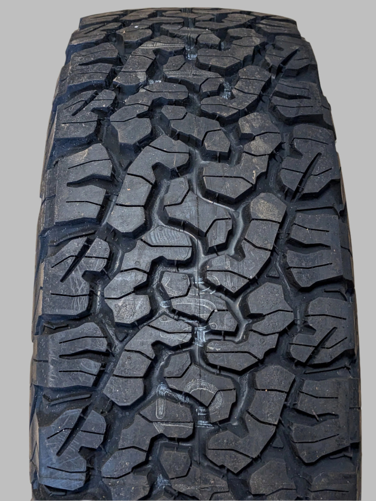 BF GOODRICH ALL TERRAIN T/A KO2 RWL LT 245 65 17 111/108S LRE 8PLY TIRE 52433