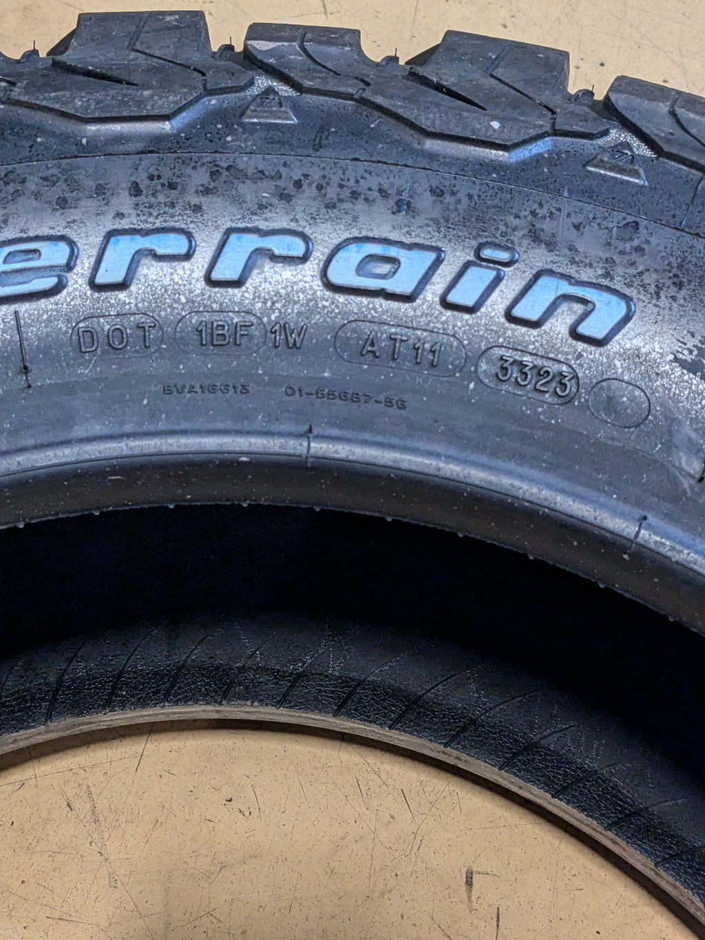 BF GOODRICH ALL TERRAIN T/A KO2 RWL LT 245 65 17 111/108S LRE 8PLY TIRE 52433