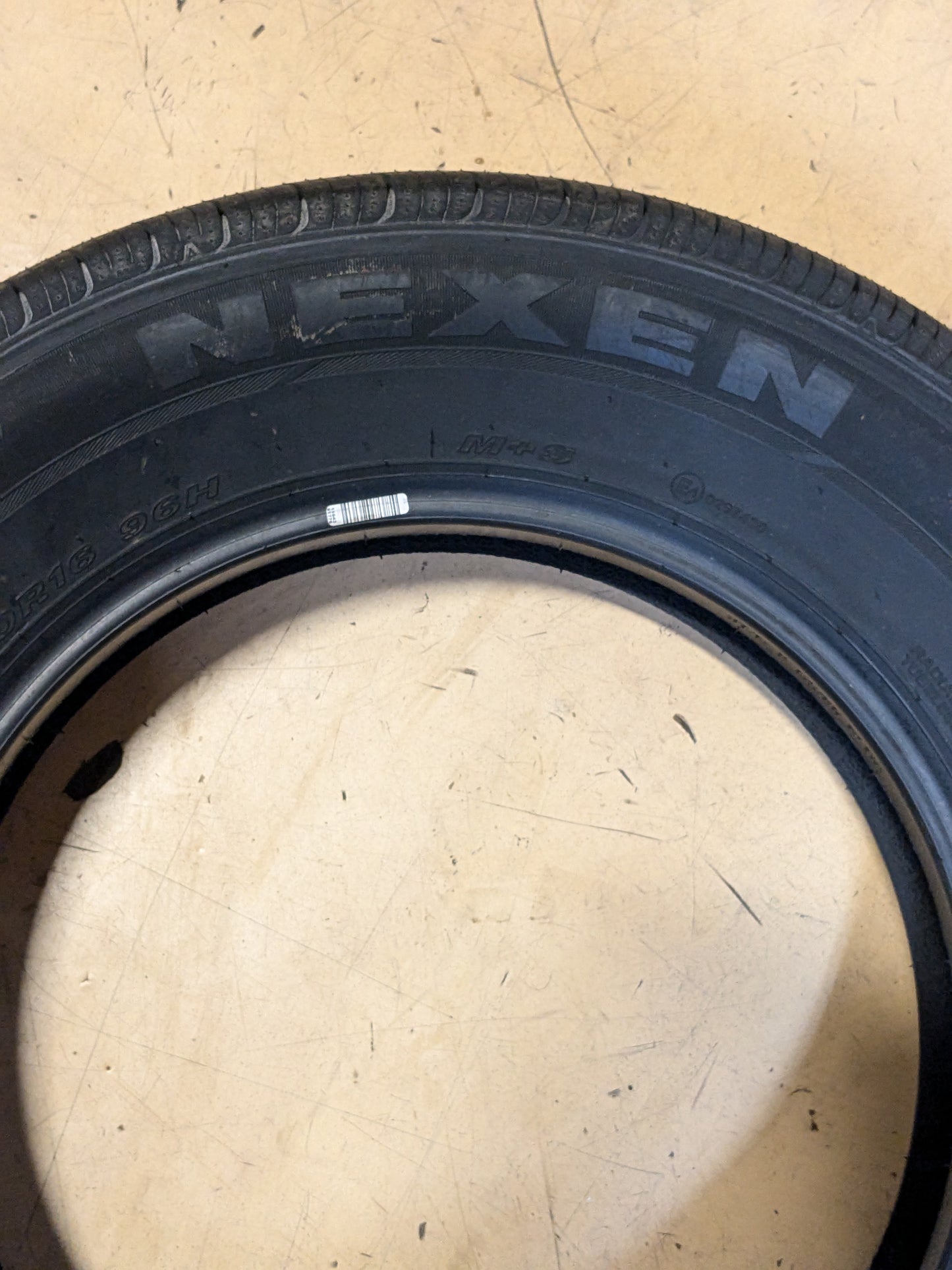 4 NEXEN NPRIZ AH8 205 70 16 96H ALL SEASON TIRES 15677NXK