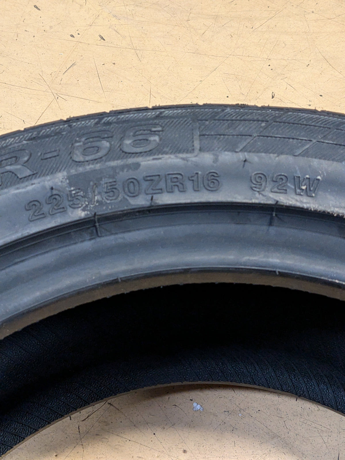 GOODTRIP GR-66 225 50 16 92W ALL SEASON PASSENGER TIRE 2709ST