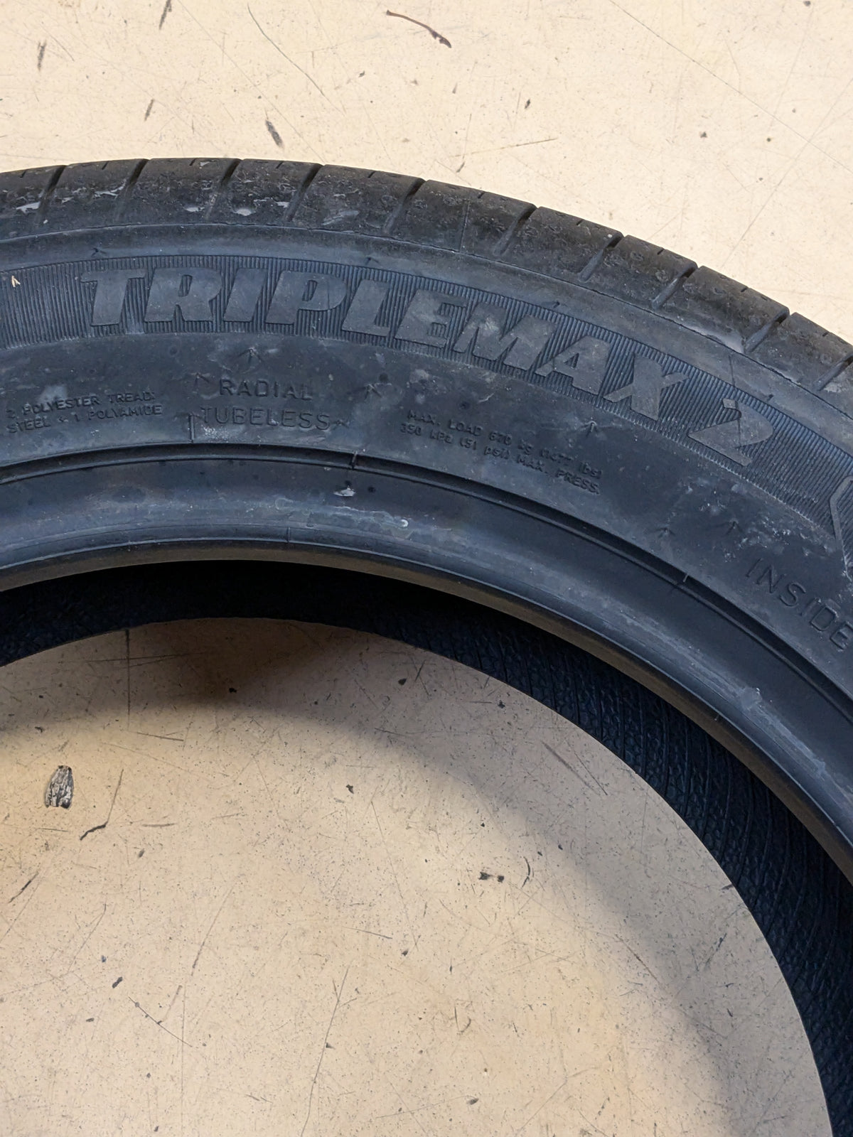 2 GOODYEAR ASSURANCE TRIPLEMAX 2 215 55 17 94V ALL SEASON TIRE 545018