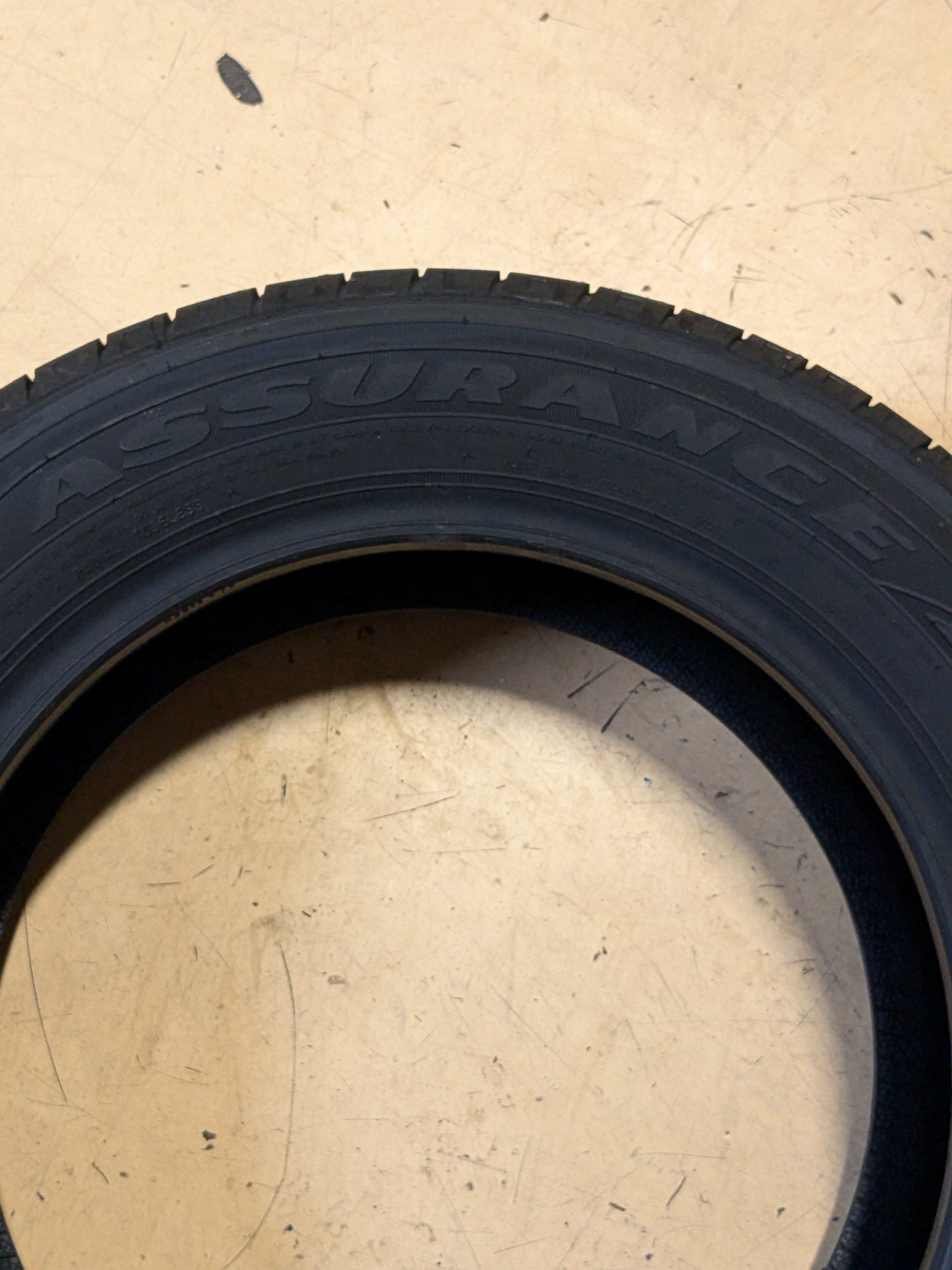GOODYEAR ASSURANCE A/S P 205 60 16 92T SLALL SEASON TIRES 407212374