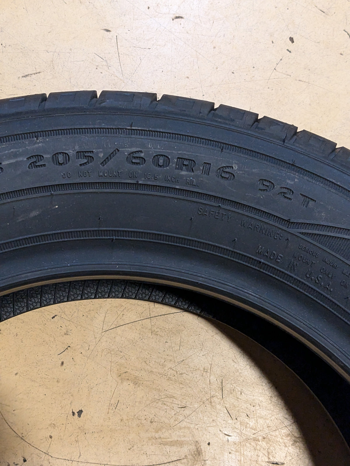 GOODYEAR ASSURANCE A/S P 205 60 16 92T SLALL SEASON TIRES 407212374
