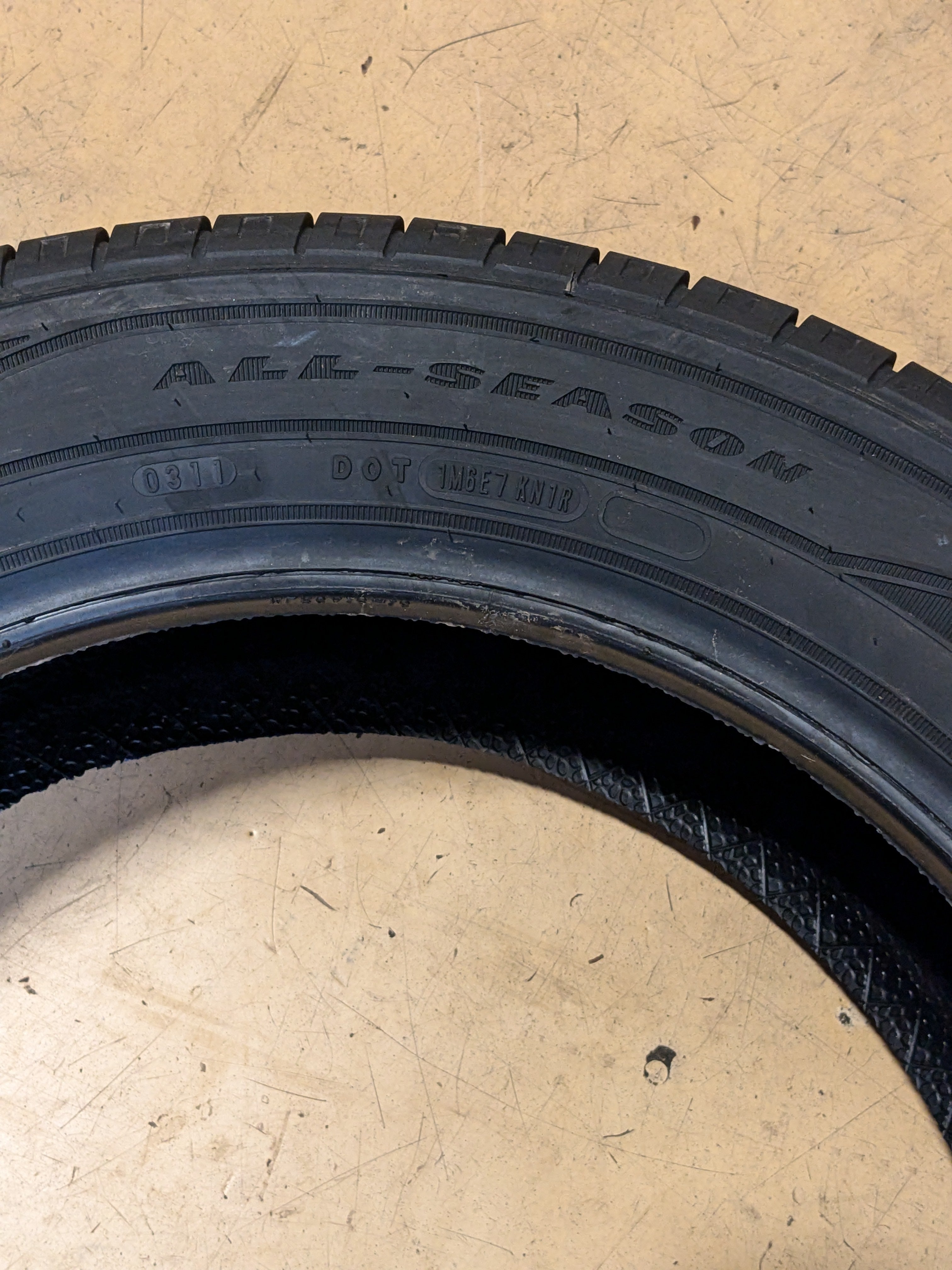 GOODYEAR ASSURANCE ALL SEASON 235 55 19 101H 407924374