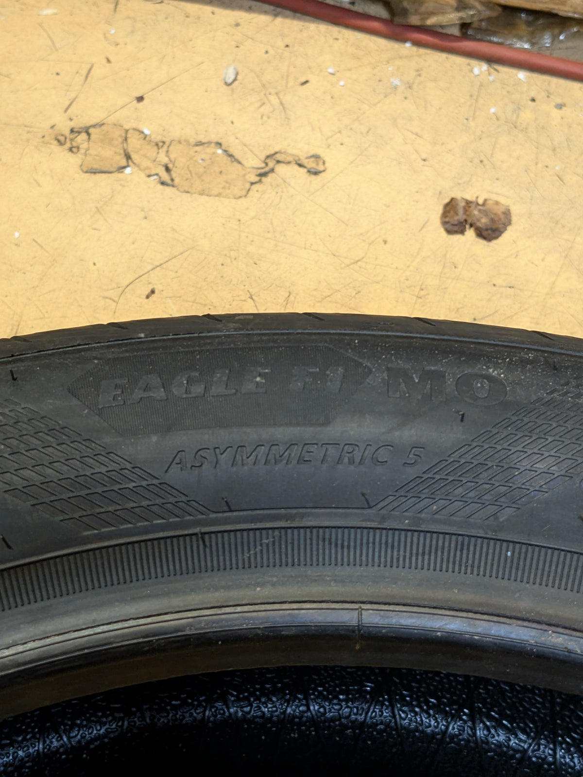 GOODYEAR EAGLE F1 MO ASYMMETRIC 5 255 45 20 105H 103008629 ALL SEASON TIRE