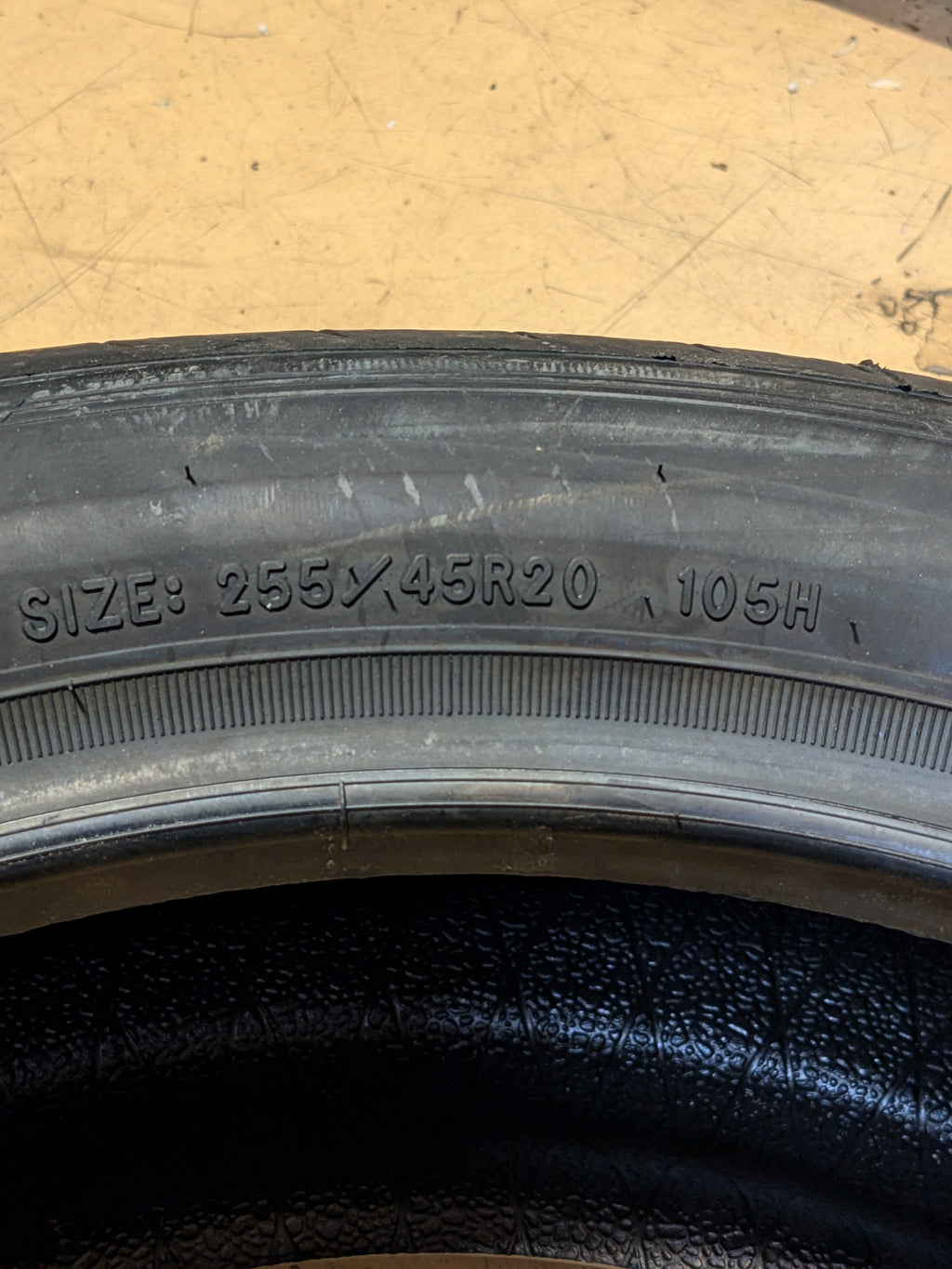 GOODYEAR EAGLE F1 MO ASYMMETRIC 5 255 45 20 105H 103008629 ALL SEASON TIRE