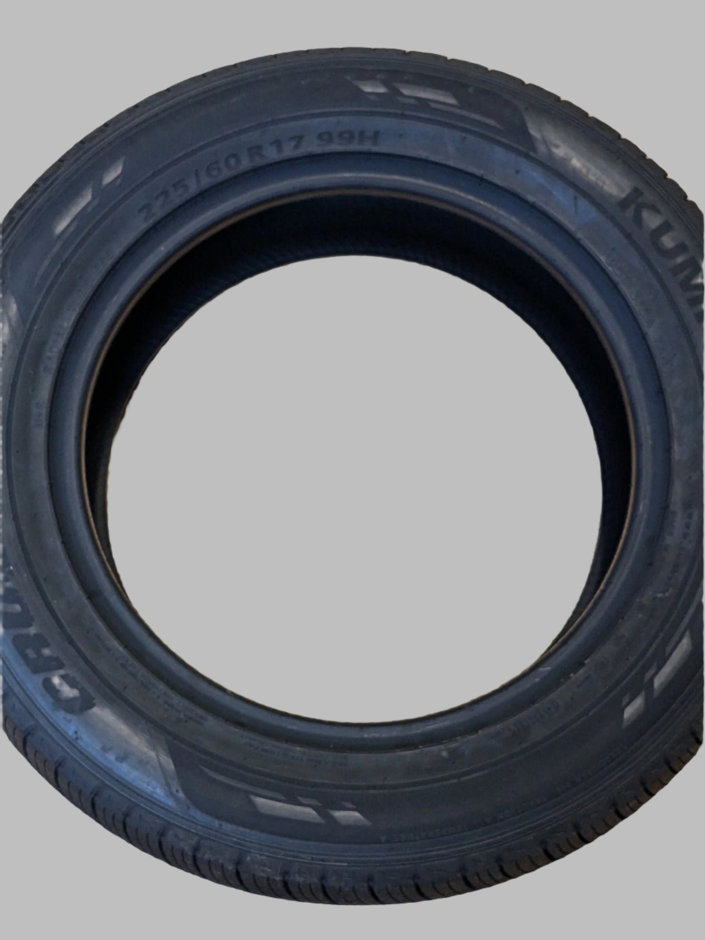 KUMHO CRUGEN PREMIUM KL33 225 60 17 99H 2172063 ALL SEASON TIRE