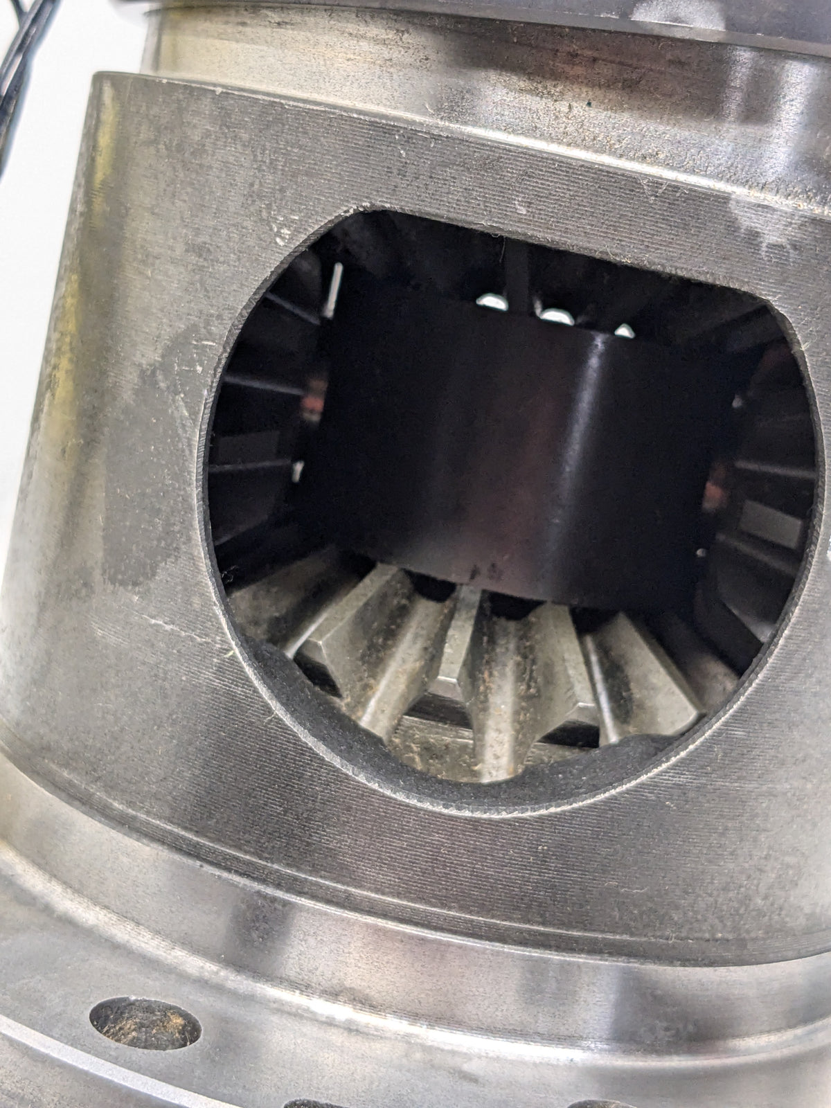 Auburn Gear Select-A-Loc Differential, GM 8.5” 10 BOLT, 2.73 & Up, 28 Spline 546018