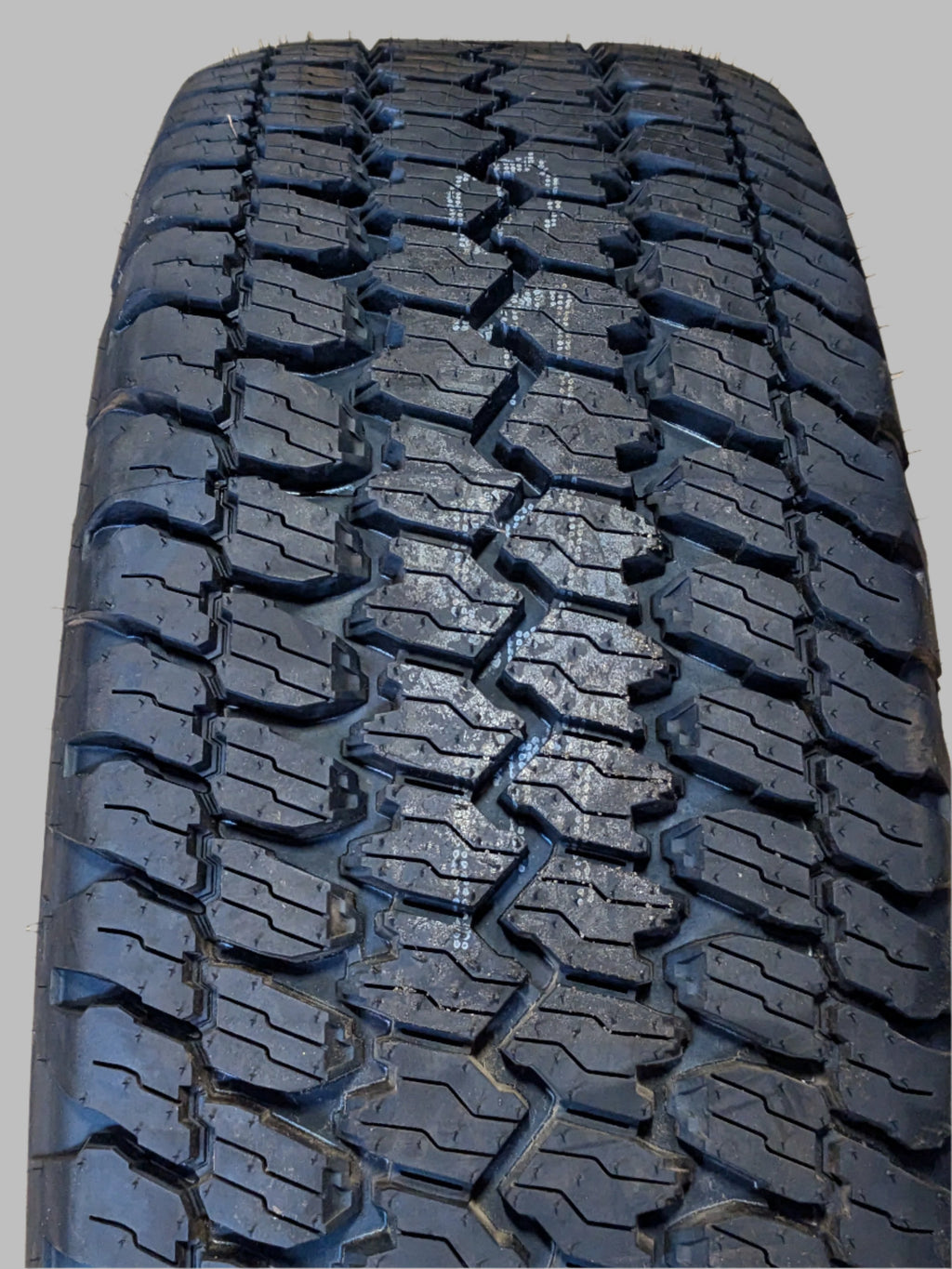 GOODYEAR WRANGLER AT/S OWL P 265 70 17 113S TIRE 410422176