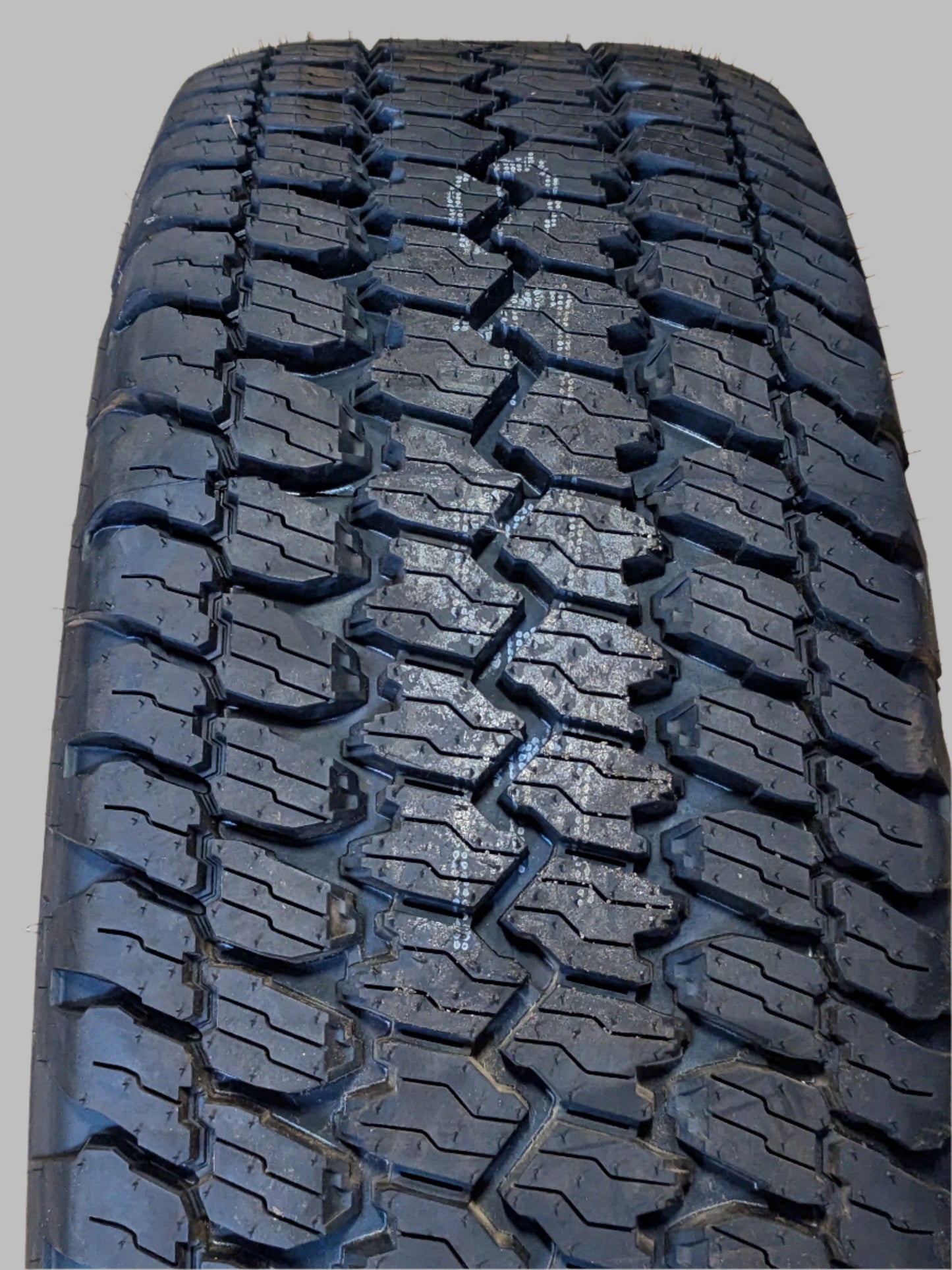 GOODYEAR WRANGLER AT/S OWL P 265 70 17 113S ALL TERRAIN TIRE 410422176