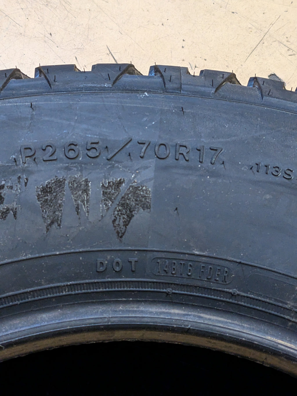GOODYEAR WRANGLER AT/S OWL P 265 70 17 113S TIRE 410422176