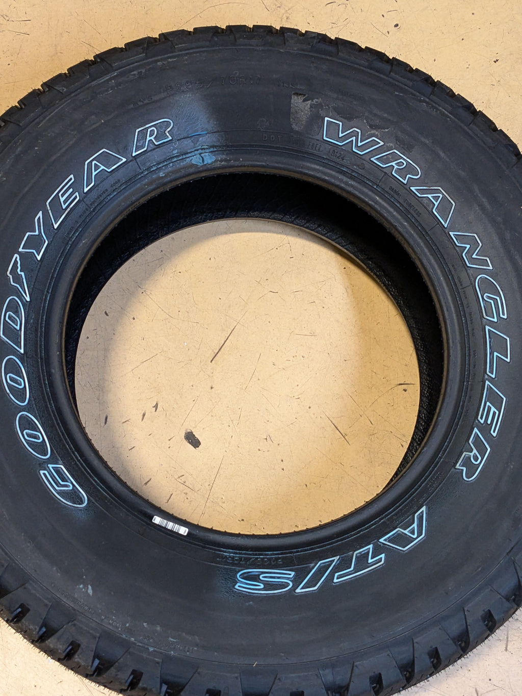 GOODYEAR WRANGLER AT/S OWL P 265 70 17 113S TIRE 410422176