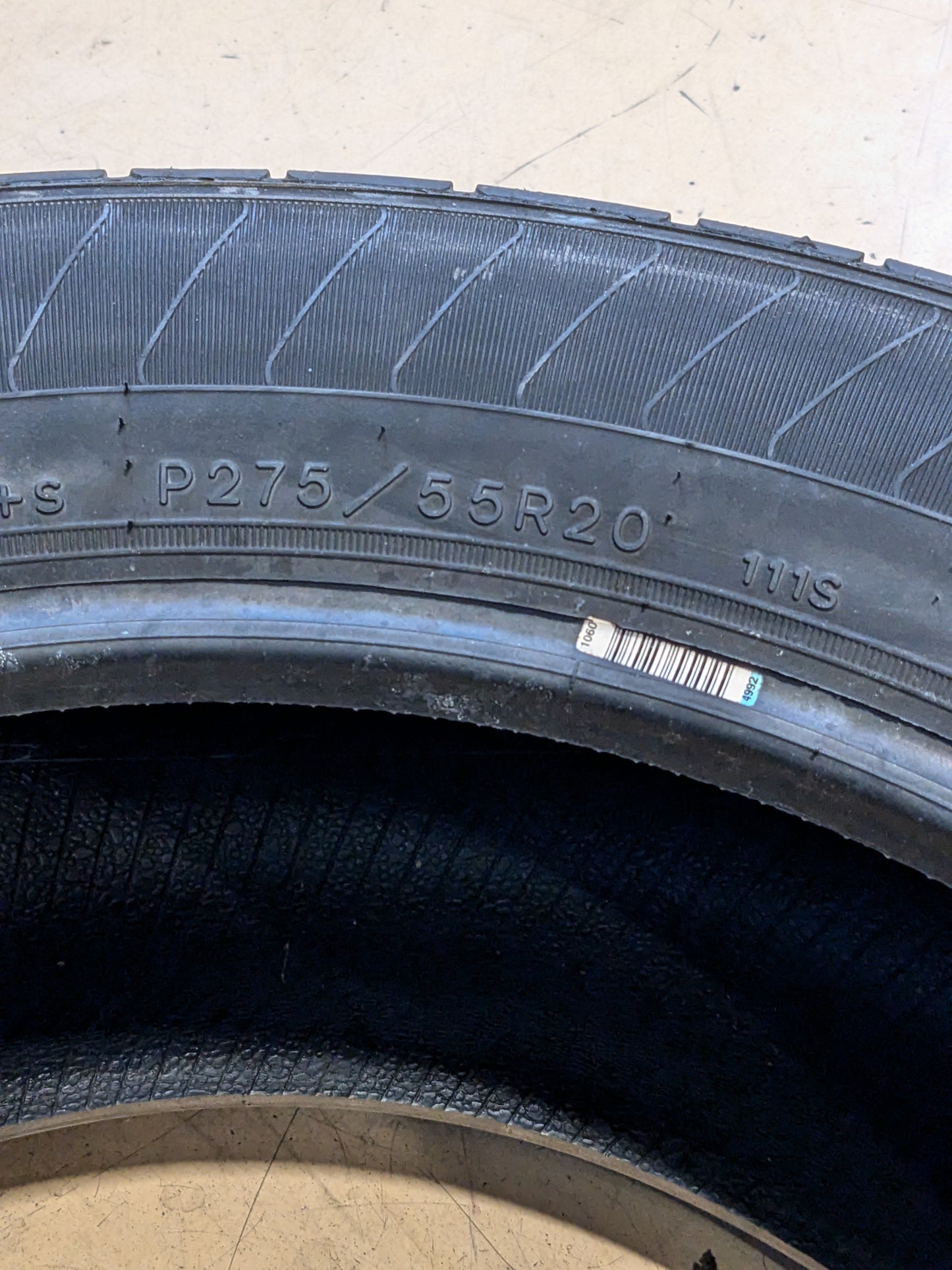 GOODYEAR EAGLE LS-2 275 55 20 111S ALL SEASON TIRE 706069165